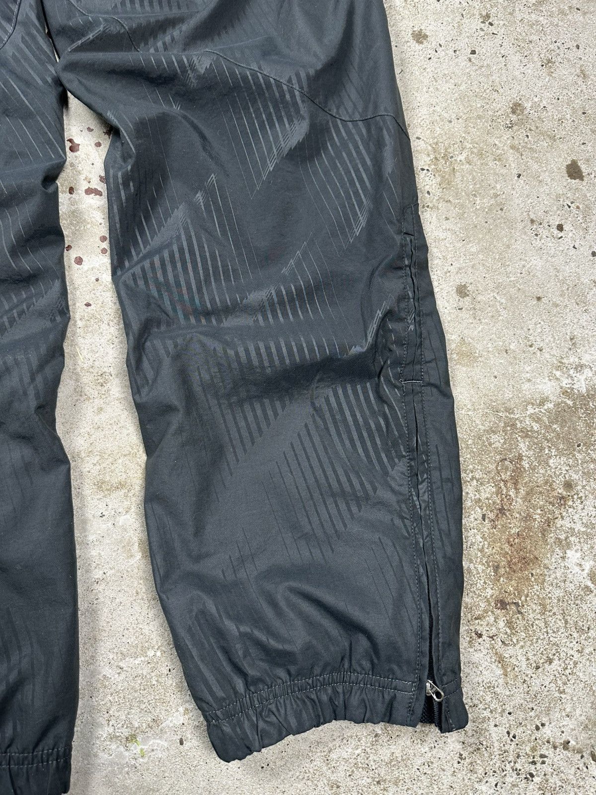 Nike × Vintage Vintage Y2K Nike Baggy Track Pants Air Swoosh Rare Size US 32 / EU 48 - 10 Thumbnail