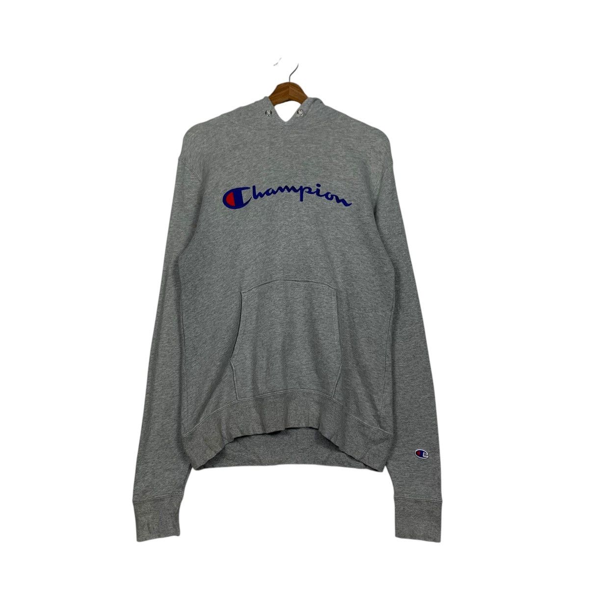 Champion Vintage Y2K CHAMPION Big Logo Pullover Hoodies #2213-C98 Size US M / EU 48-50 / 2 - 10 Thumbnail
