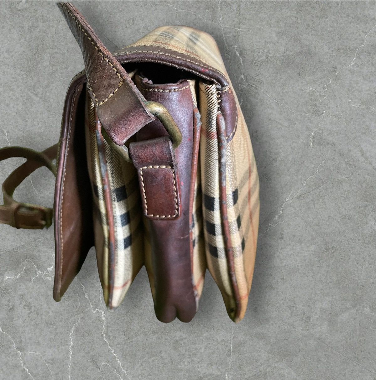 Burberry Burberrys pig skin crossbody bag Size ONE SIZE - 4 Thumbnail