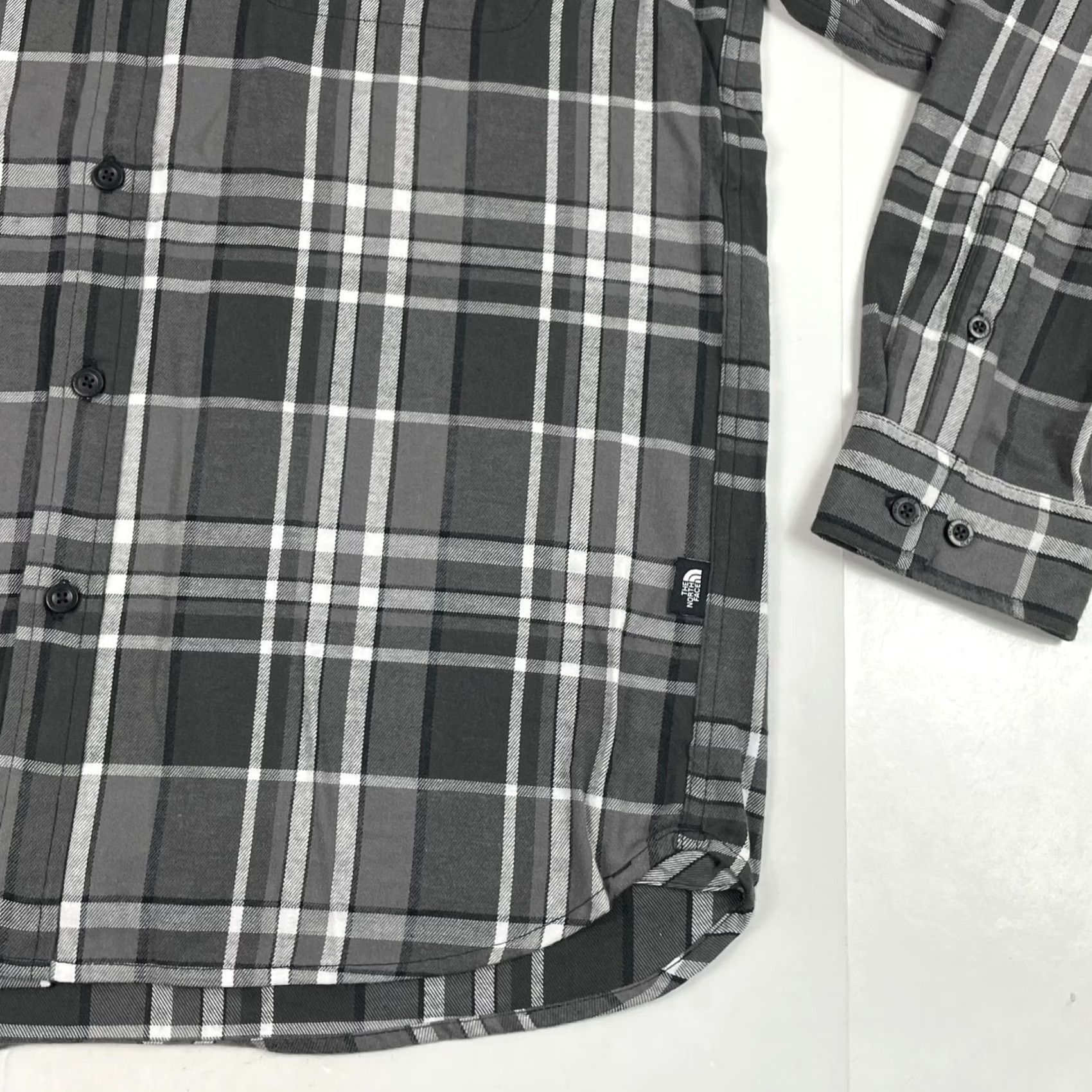 The North Face The North Face Shirt - Large Gray Flannel Long Sleeve Men's Button Up Hiking Camping Size US L / EU 52-54 / 3 - 4 Thumbnail