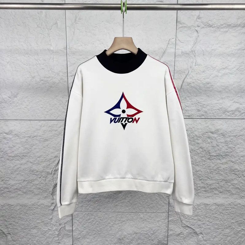 Louis Vuitton Louis Vuitton Women's White Knit Sweater 0089 Size S / US 4 / IT 40 - 1 Thumbnail