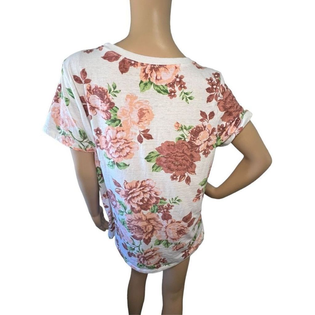 Torrid Torrid White Floral Pattern Classic Fit Short Sleeve T-Shirt Size XXS / US 00 / IT 34 - 3 Thumbnail