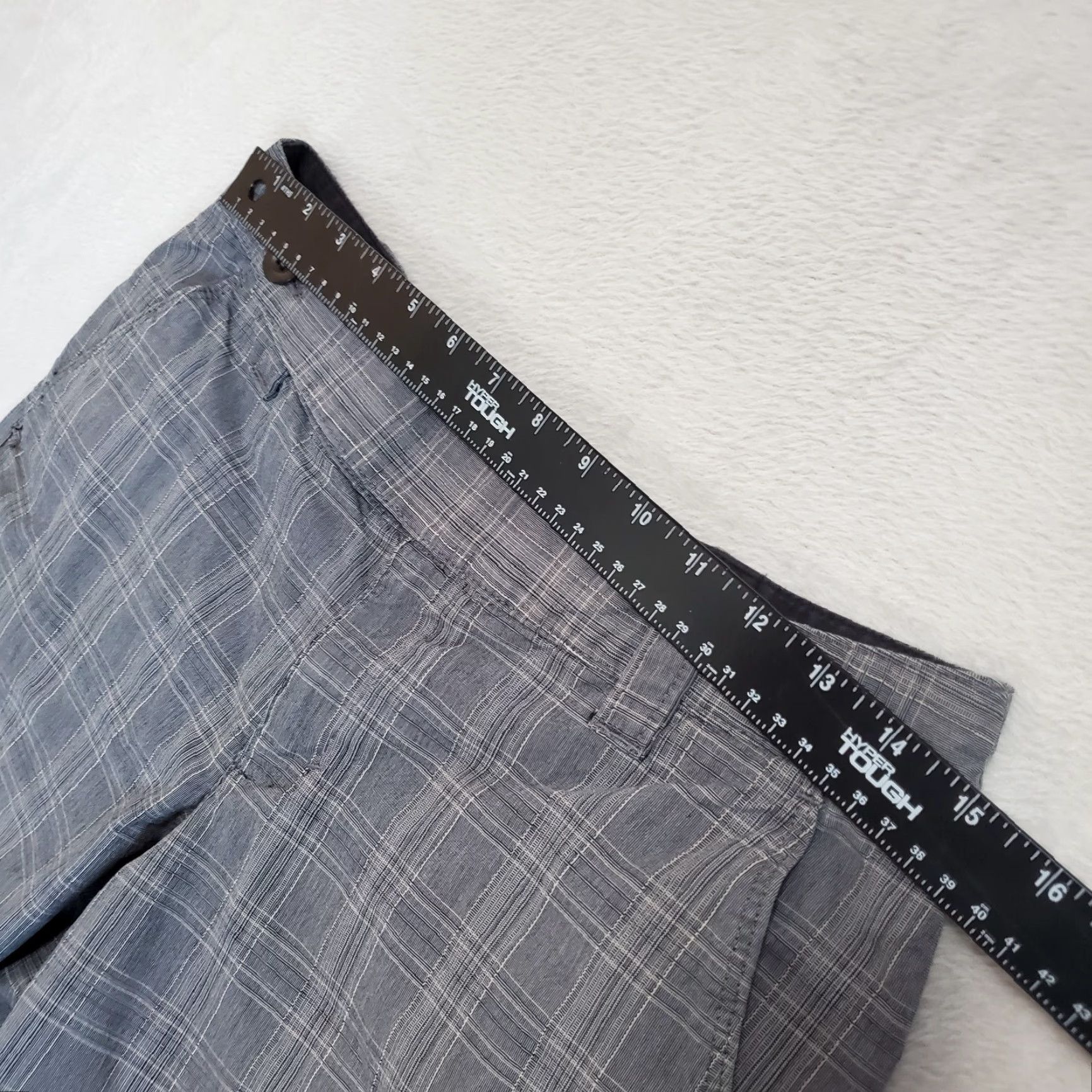 The North Face VINTAGE The North Face Bermuda Shorts Women 8 Gray Plaid 100% Cotton Hiking Camping Size 30" / US 8 / IT 44 - 6 Thumbnail