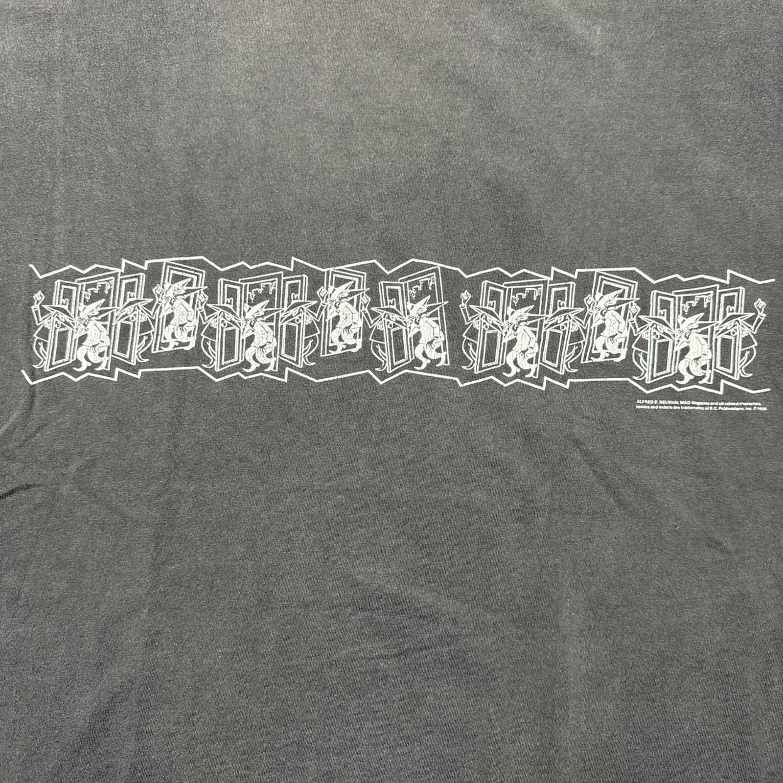 Other Spy Vs Spy MAD Cartoon Network Faded Vintage 1996 T-Shirt Size US L / EU 52-54 / 3 - 3 Thumbnail