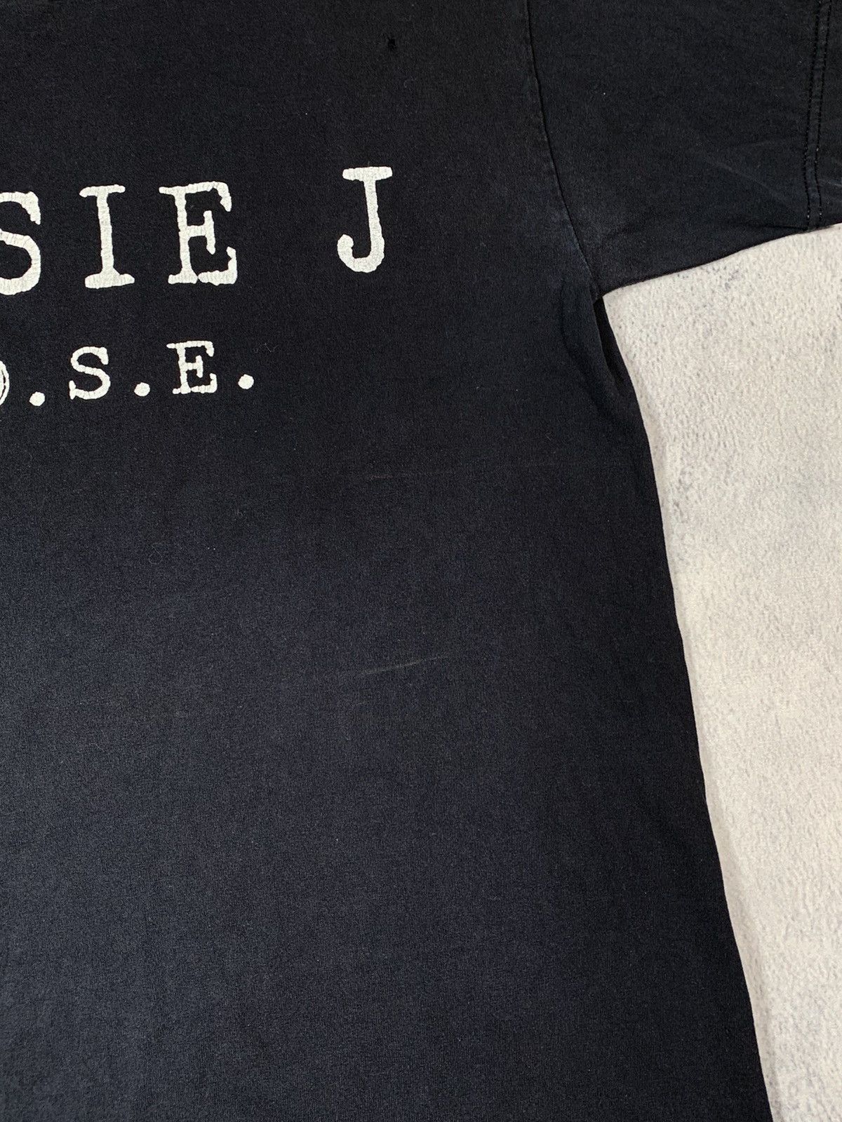 Band Tees Vintage Y2K Jessie J tour band tee biglogo streetwear size M Size US M / EU 48-50 / 2 - 4 Thumbnail