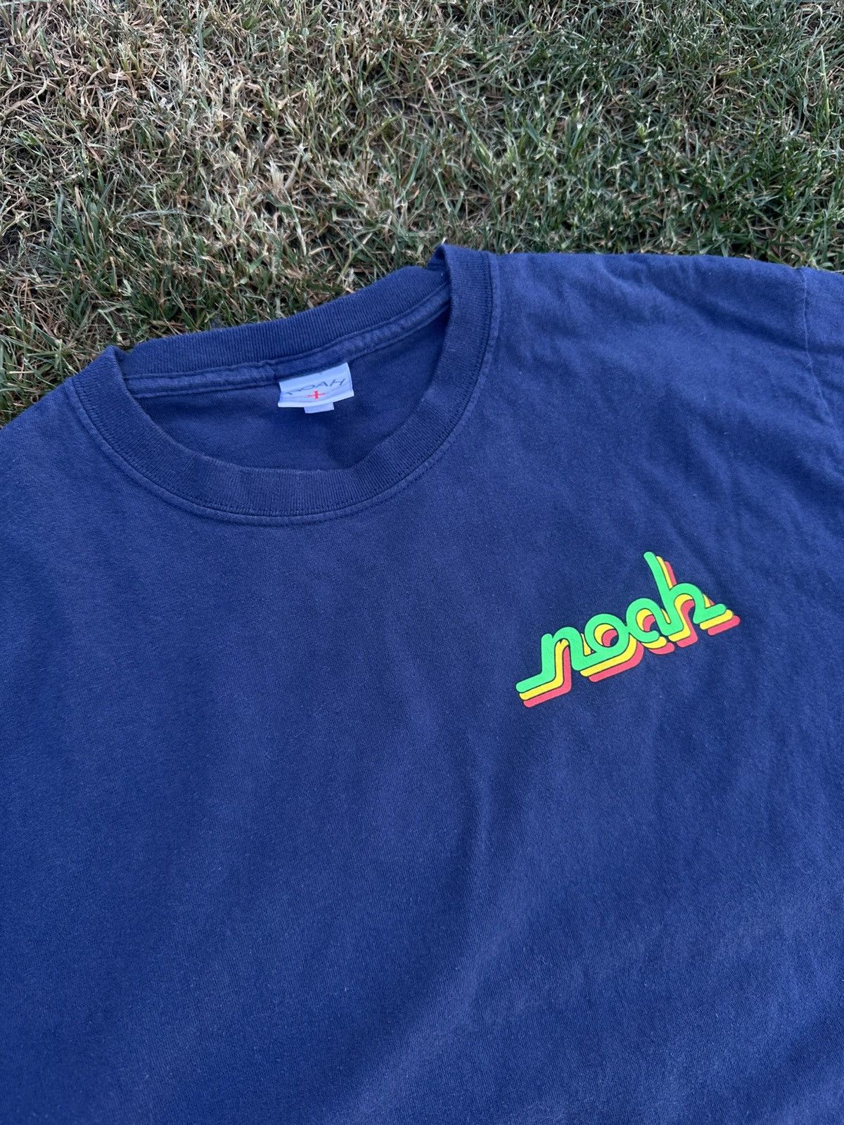 Noah Navy Noah T shirt Size US L / EU 52-54 / 3 - 4 Thumbnail