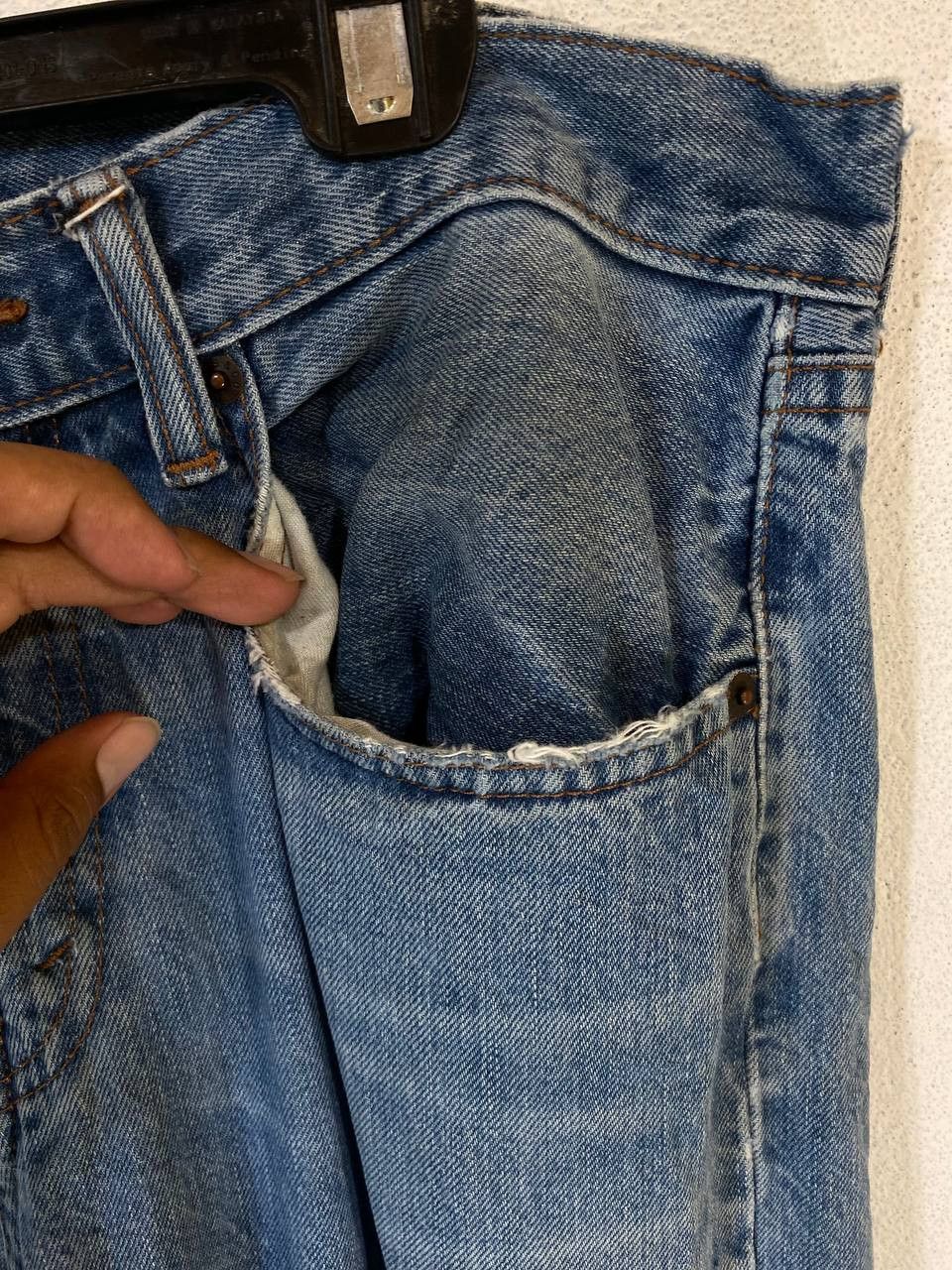 Levi's levis 559 distressed denim nice design Size US 35 - 10 Thumbnail