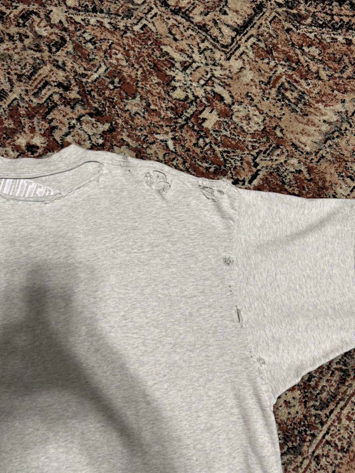 Balenciaga Balenciaga Destroyed 3B T-Shirt Size US S / EU 44-46 / 1 - 8 Thumbnail
