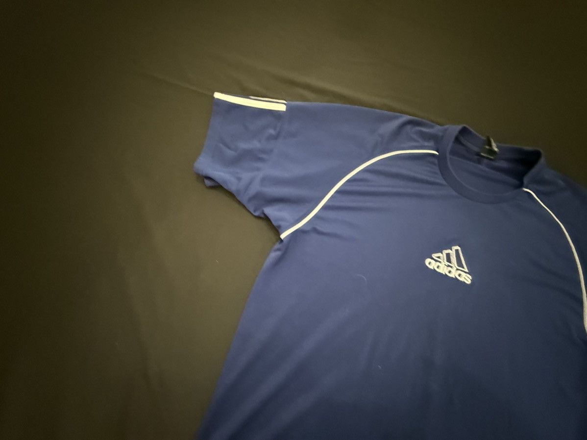 Adidas Adidas vintage blue T-shirt, size XL Size US XL / EU 56 / 4 - 3 Thumbnail