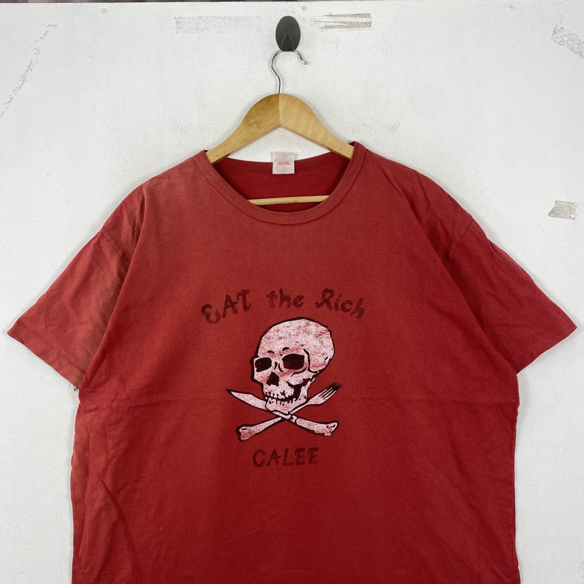 Vintage Calee Inc Japan Eat the Rich Skull Tee XXL Red Streetwear Size US XXL / EU 58 / 5 - 3 Thumbnail