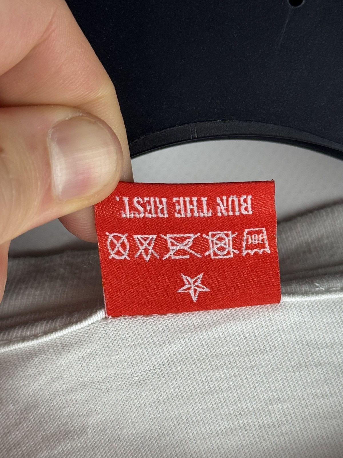 Corteiz Corteiz If You Don’t Like Da Garms Graphic T-Shirt White Size US S / EU 44-46 / 1 - 7 Thumbnail