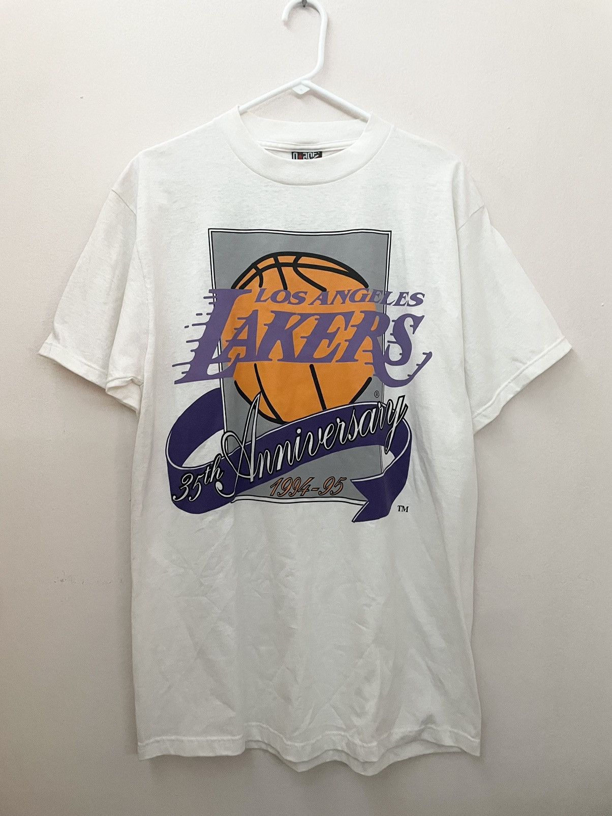 NBA × Vintage Vintage 90s Los Angeles Lakers Tee Size US L / EU 52-54 / 3 - 1 Thumbnail