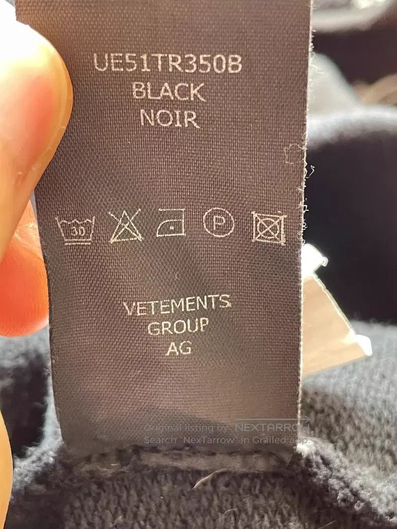 Vetements VETEMENTS Cursive Lettering Black Hoodie Size US M / EU 48-50 / 2 - 6 Thumbnail