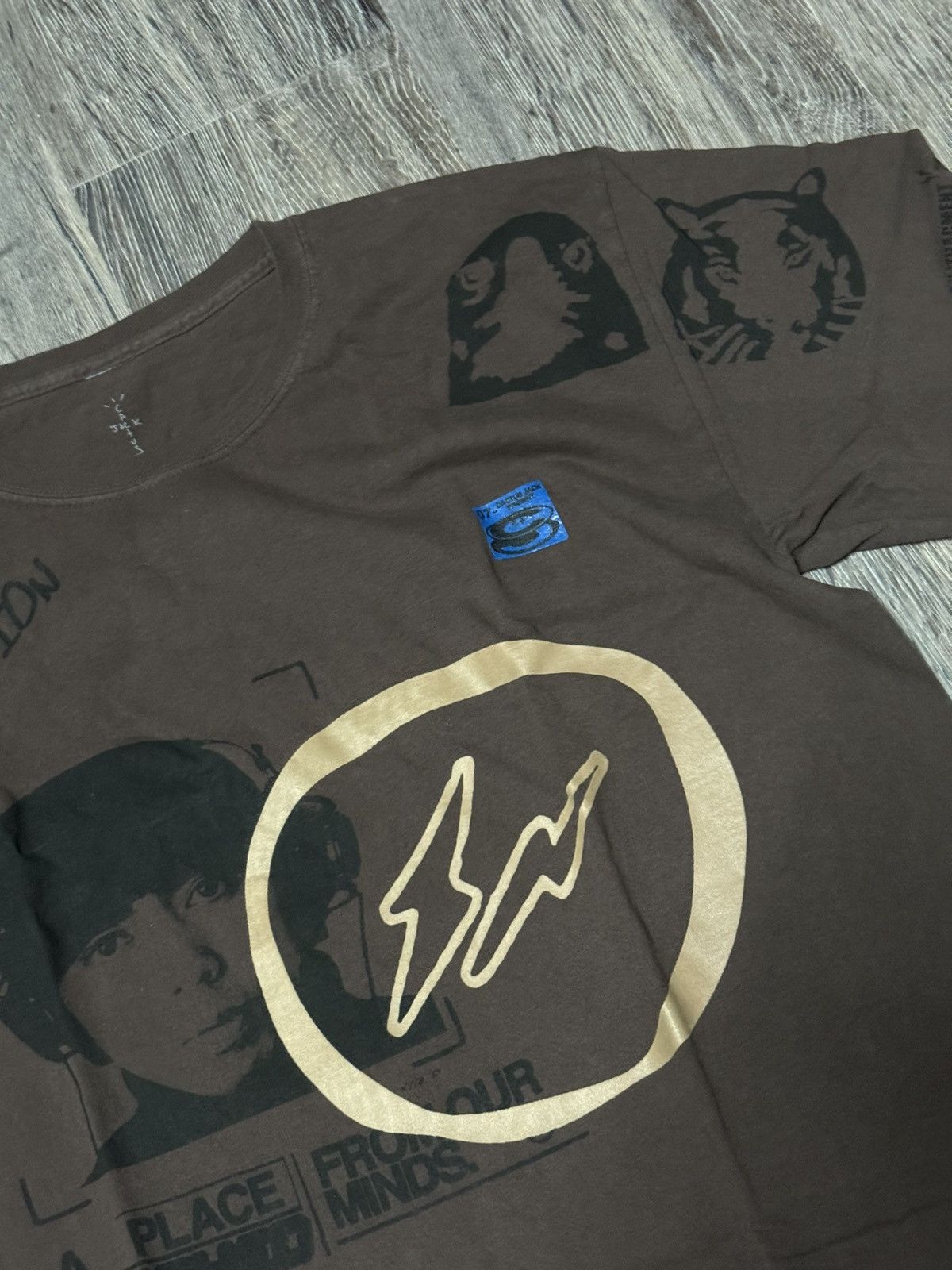 Fragment Design × Kaws × Travis Scott Travis scott cactus jack fragment Hiroshi tee Size US L / EU 52-54 / 3 - 3 Thumbnail