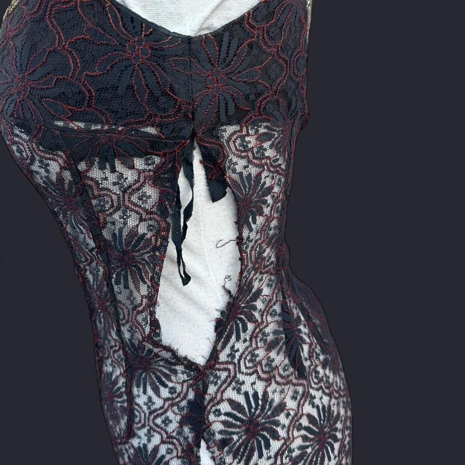 Other Black and red lace with straps #gothic #fairy Size ONE SIZE - 4 Thumbnail