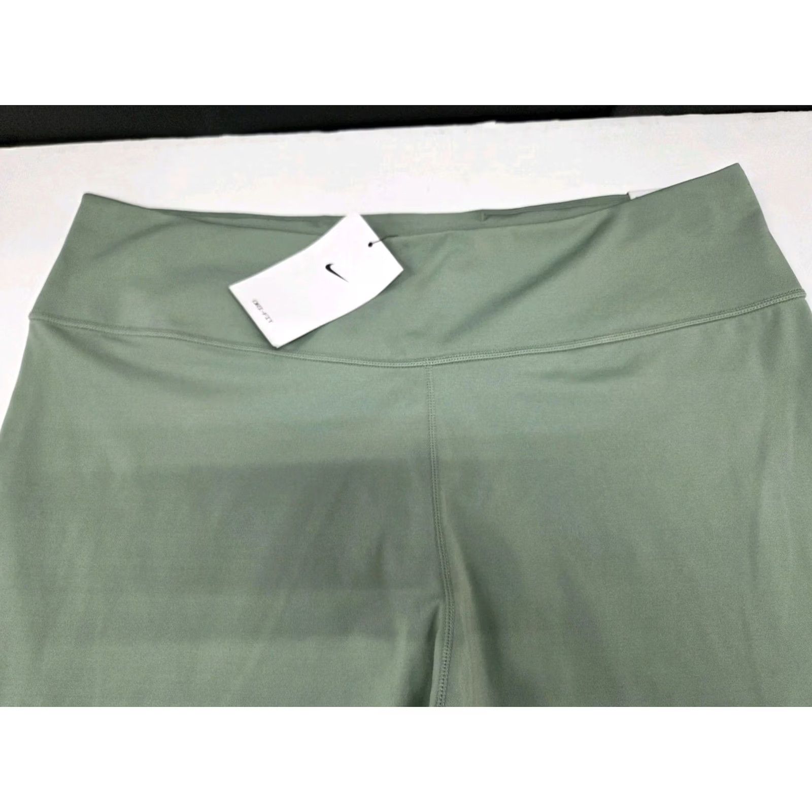 Nike Nike One Luxe Womens Tight Fit Mid Rise Training Leggings Lt Green 2XL Size 40" / US 18 - 3 Thumbnail