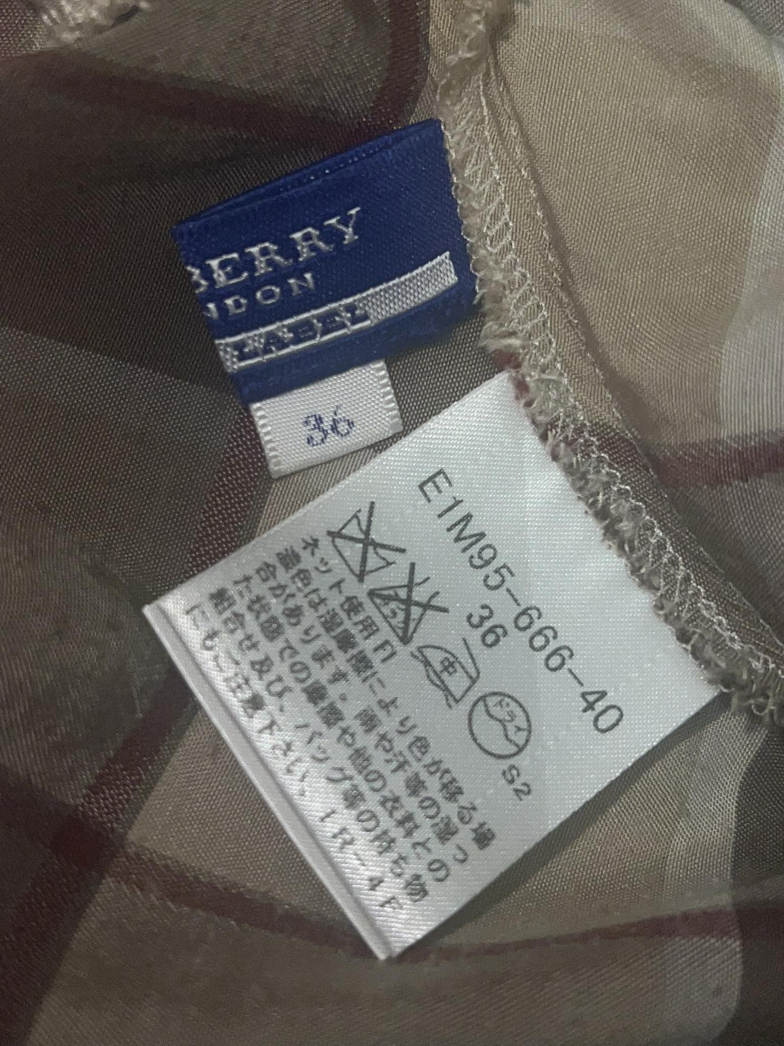 Burberry × Vintage BURBERRY BLUE LABEL E1M95-666-40 Size XS / US 0-2 / IT 36-38 - 4 Thumbnail