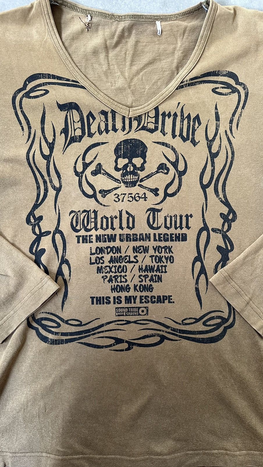 Japanese Brand FUNKY FRESH DEATH TRIBE SKULL JAPANESE TEE Size US M / EU 48-50 / 2 - 2 Thumbnail