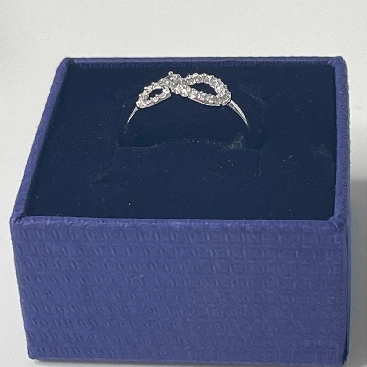 Swarovski Swarovski Infinity ring Infinity Rhodium plated size 50 / 5 Size ONE SIZE - 7 Thumbnail