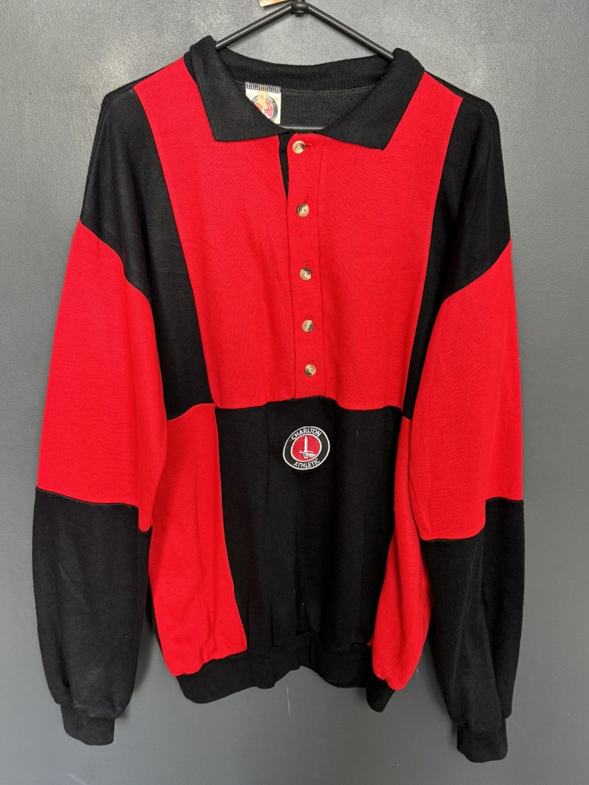 Other Vintage Charlton Athletic Training Football Sweatshirt Size US XL / EU 56 / 4 - 1 Thumbnail