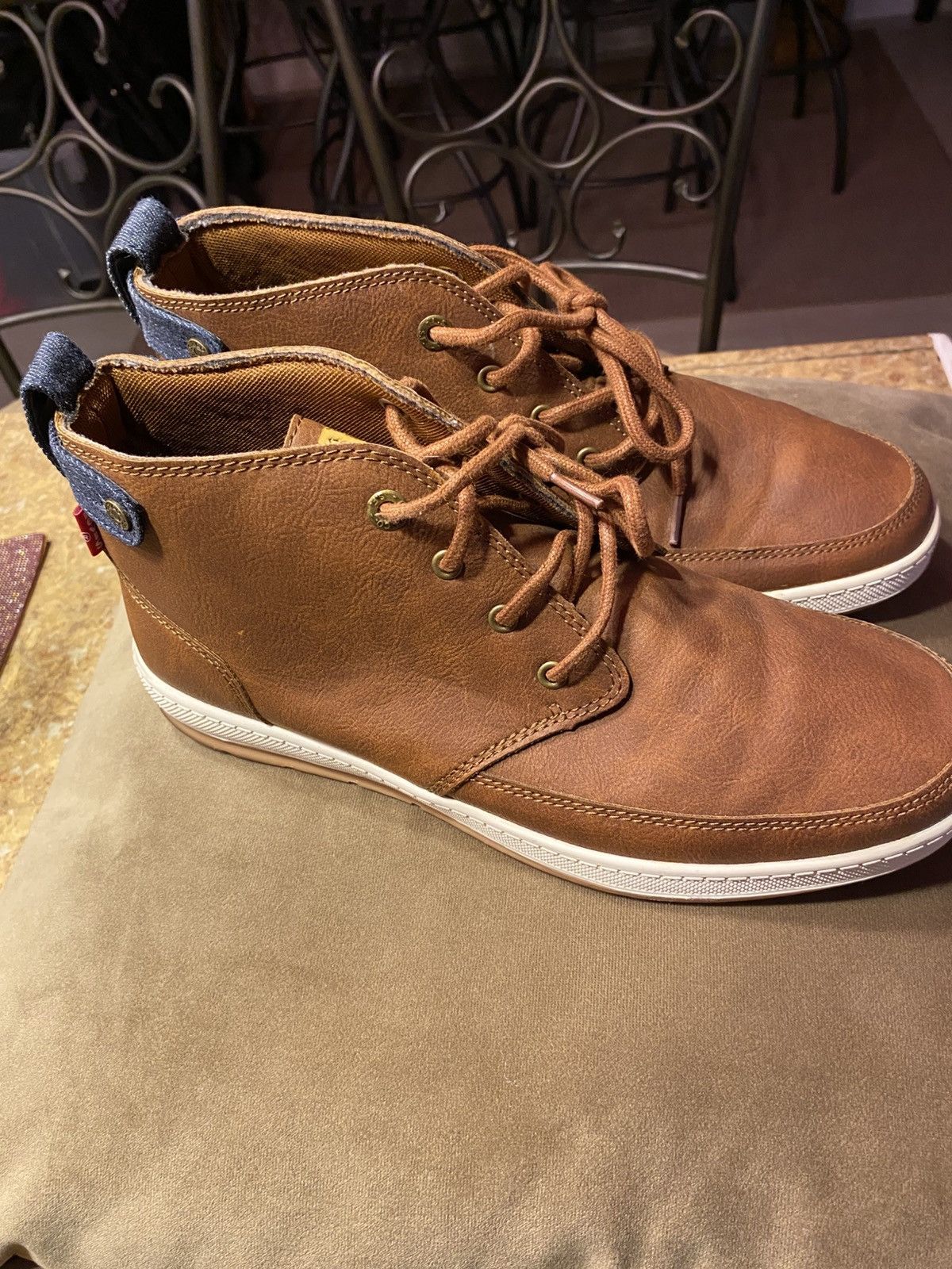 Levi's Men’s shoes/boot Size US 9 / EU 42 - 1 Thumbnail
