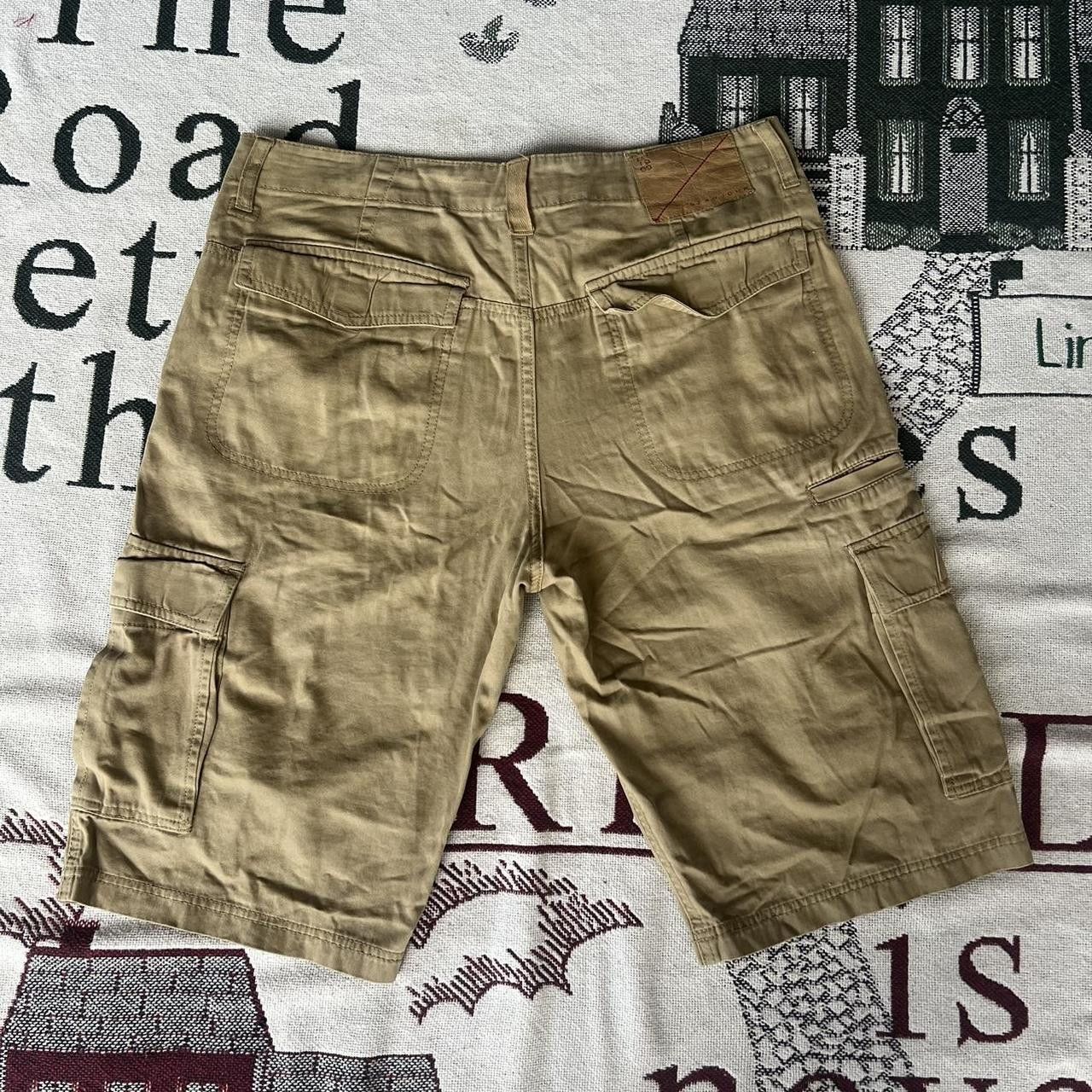 Sean John × Vintage Vintage Y2K/2000s Sean John Khaki Skater Style Cargo Shorts! Size US 32 / EU 48 - 5 Thumbnail