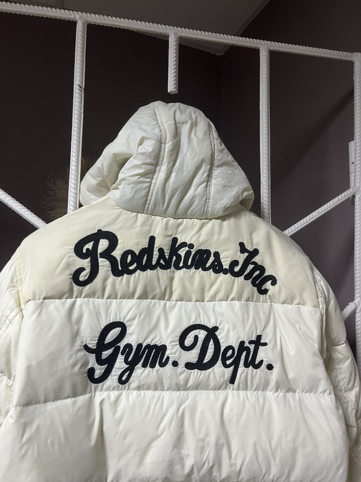 NFL Vintage Redskins Down Puffer Jacket with Fur Size US M / EU 48-50 / 2 - 6 Thumbnail