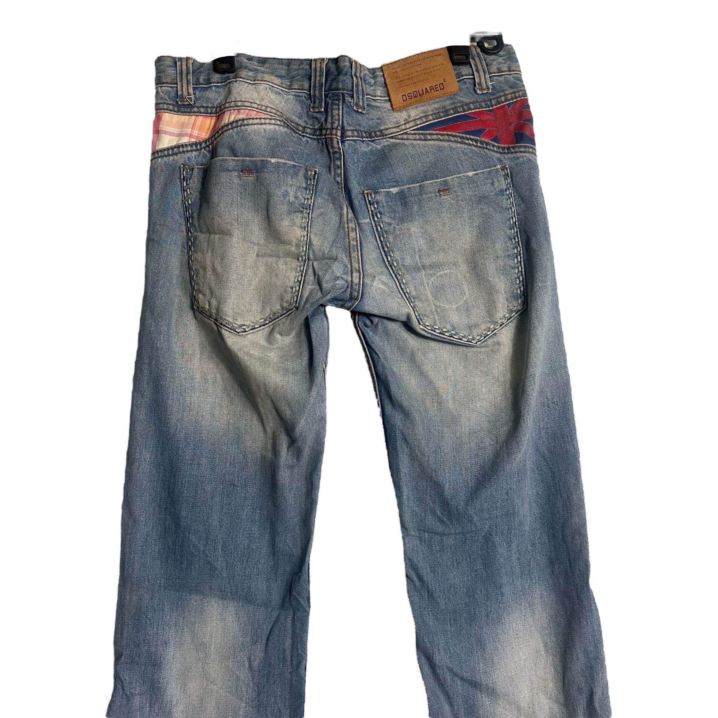 Dsquared2 🔥RARE🔥Vintage Dsquared2 Patchwork Distressed Denim Jeans Size US 33 - 4 Thumbnail
