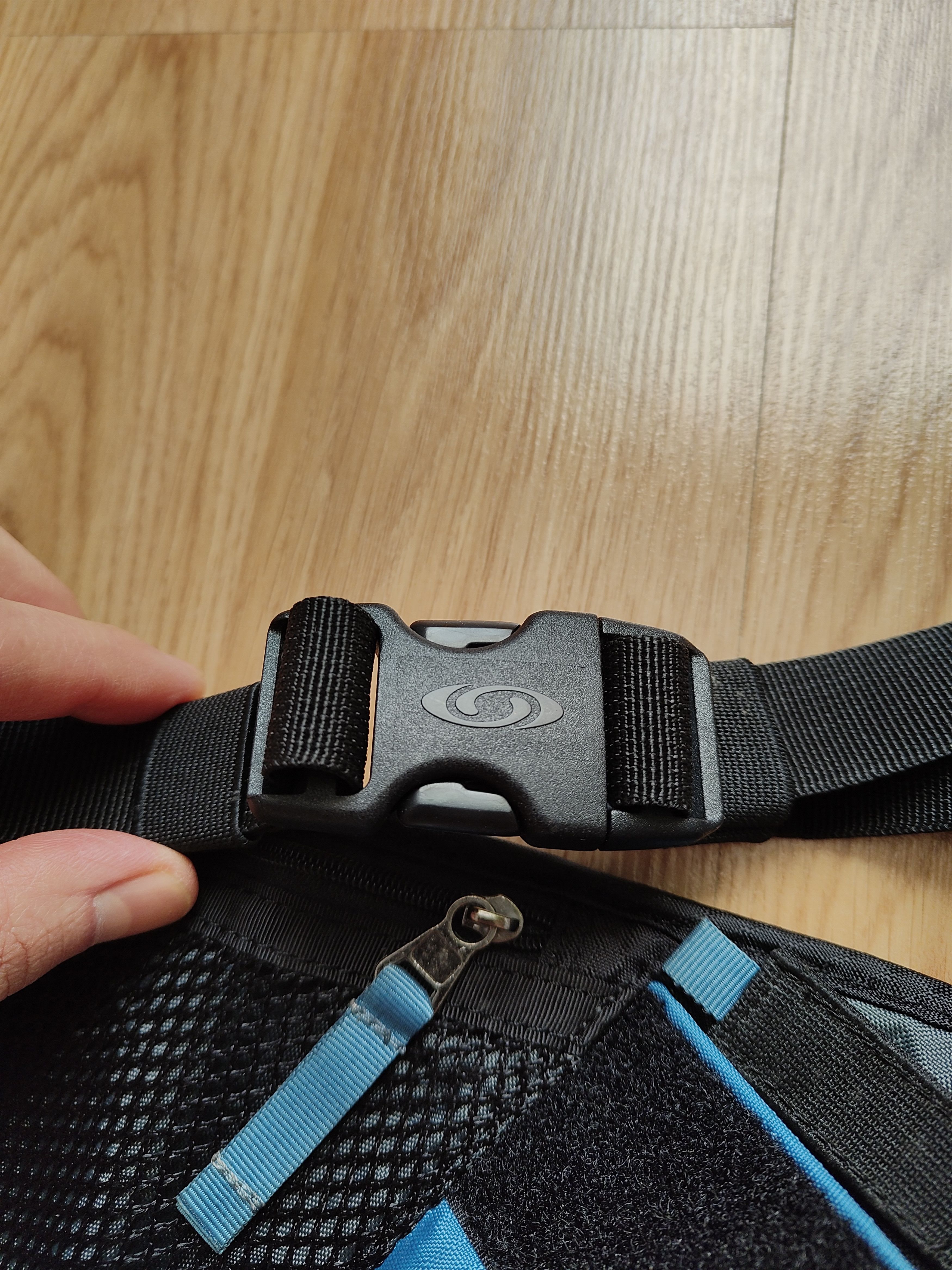 Salomon Vintage Salomon Gorpcore Waist Bag Hydration Fanny Pack Y2K Size ONE SIZE - 12 Thumbnail