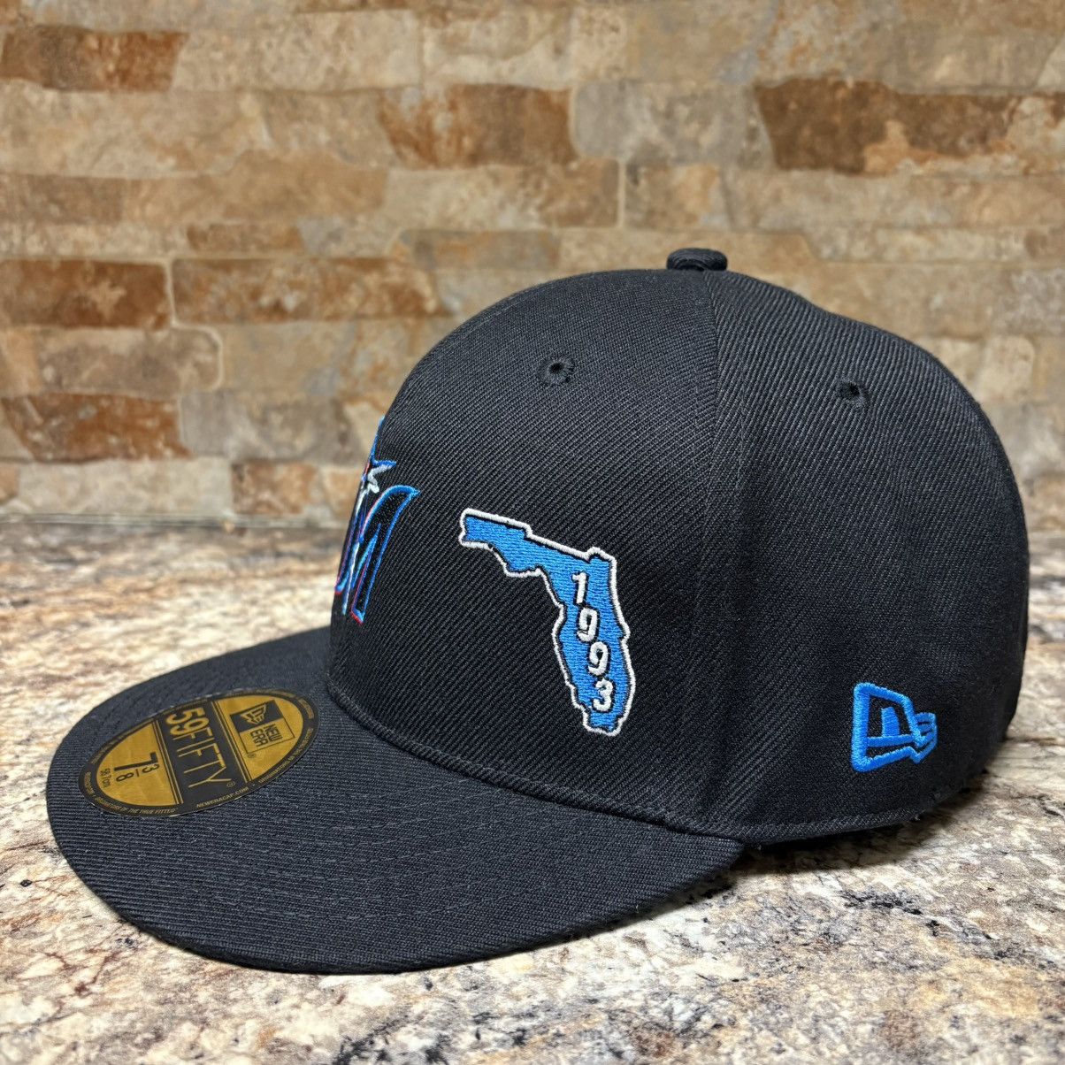 New Era New Era 59FIFTY Miami Marlins Patch Fitted Hat Size 7 3/8 Size ONE SIZE - 3 Thumbnail
