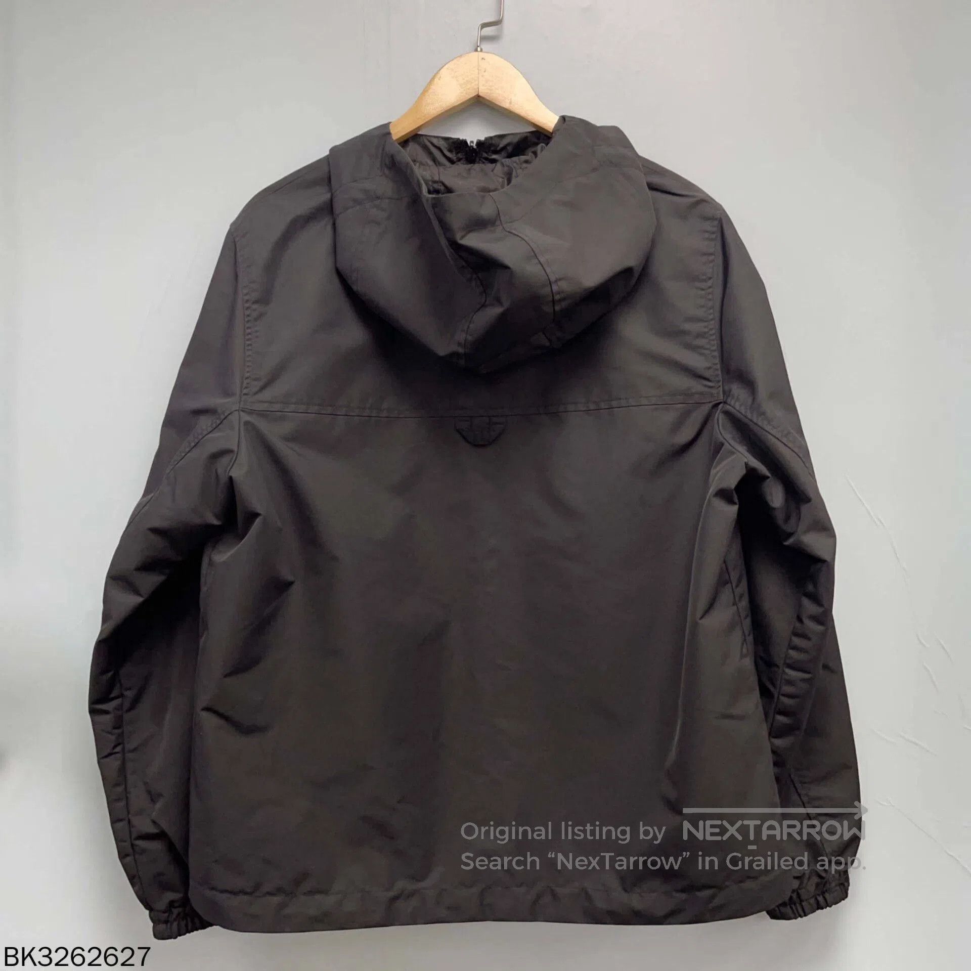 Louis Vuitton louis vuitton nylon hooded jacket 46. Size US S / EU 44-46 / 1 - 2 Thumbnail