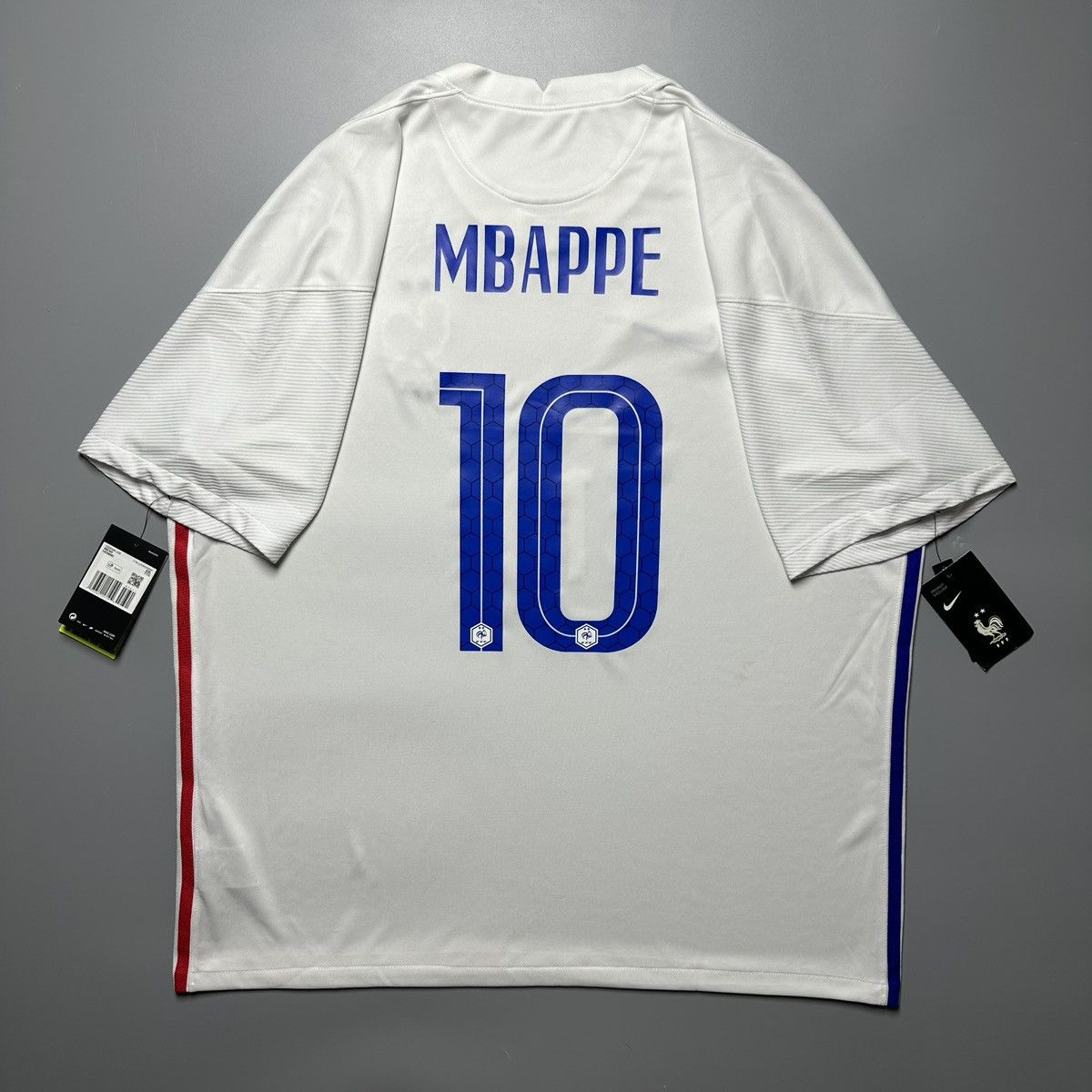 Vintage NWT FRANCE NIKE 2020 EURO FOOTBALL AWAY JERSEY #10 MBAPPE Size US XXL / EU 58 / 5 - 1 Thumbnail