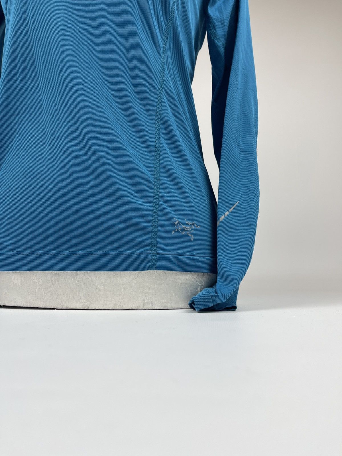 Arc'teryx Arc'teryx Long Sleeve Hiking T shirt Size S / US 4 / IT 40 - 4 Thumbnail
