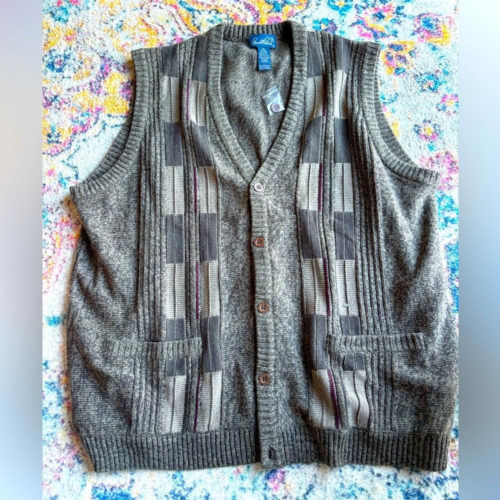 Designer Arnold Palmer Knitted Vest Size 48R - 1 Thumbnail