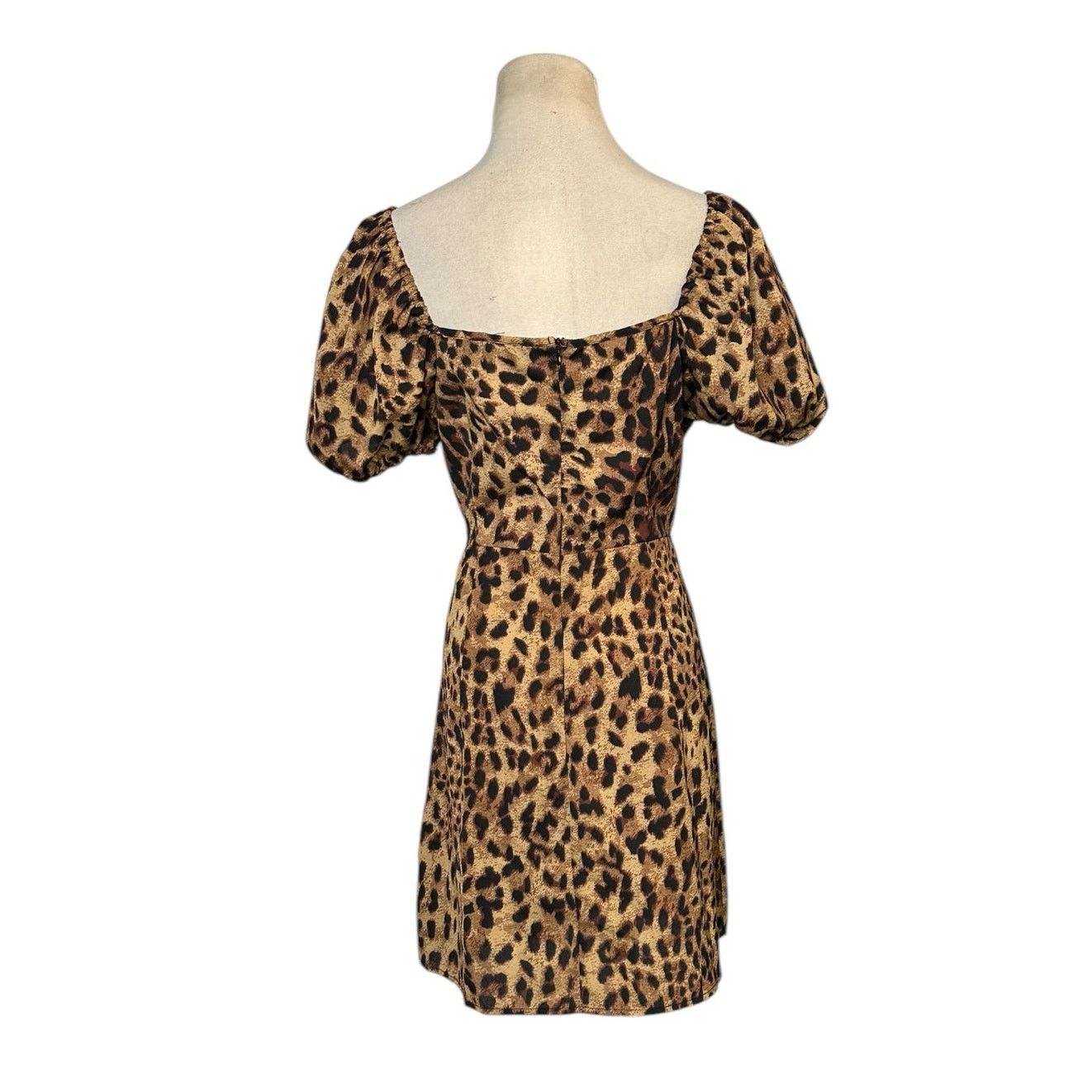 PrettyLittleThing PrettyLittleThing leopard print mini dress size 8 Size M / US 6-8 / IT 42-44 - 2 Thumbnail