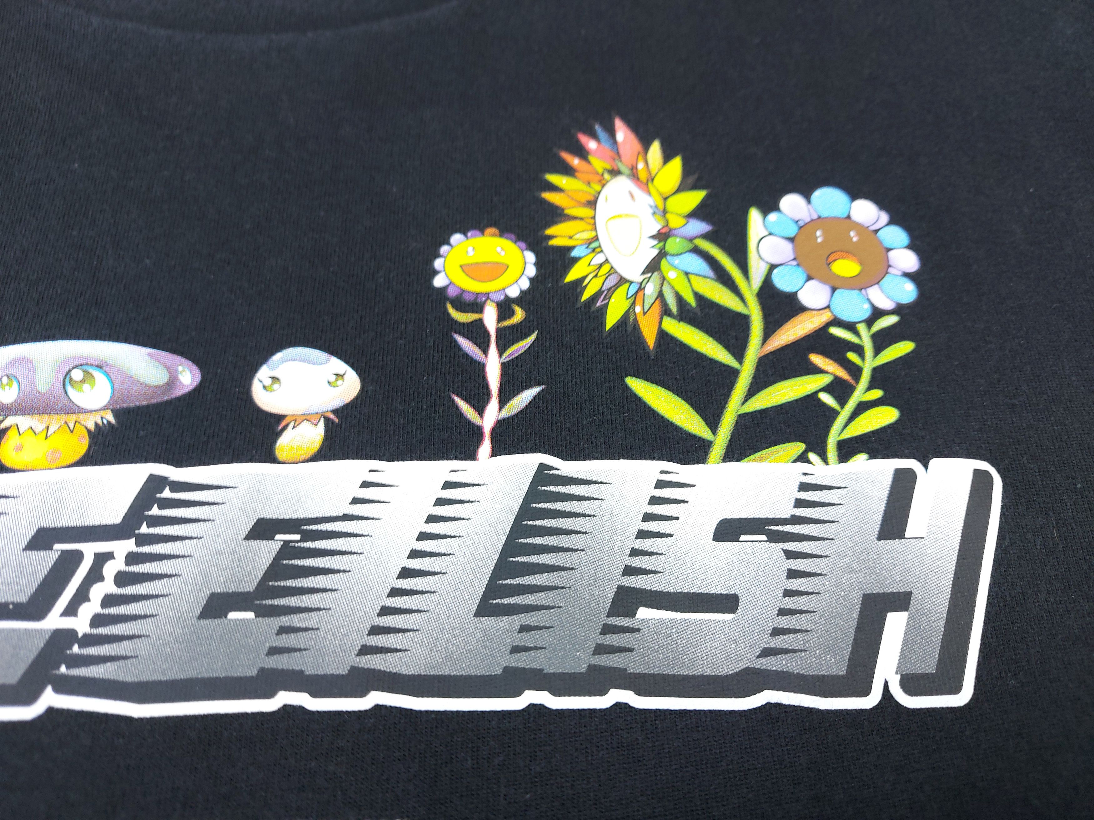 Billie Eilish × Takashi Murakami × Uniqlo Billie Eilish x Takashi Murakami Uniqlo UT TEE Size US M / EU 48-50 / 2 - 4 Thumbnail