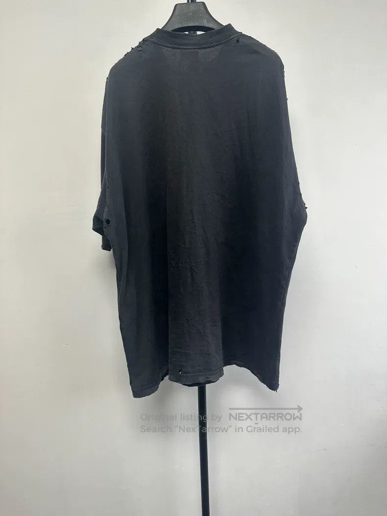 Balenciaga Balenciaga Pattern Letter Printed Round Neck Short Sleeve Size US L / EU 52-54 / 3 - 2 Thumbnail