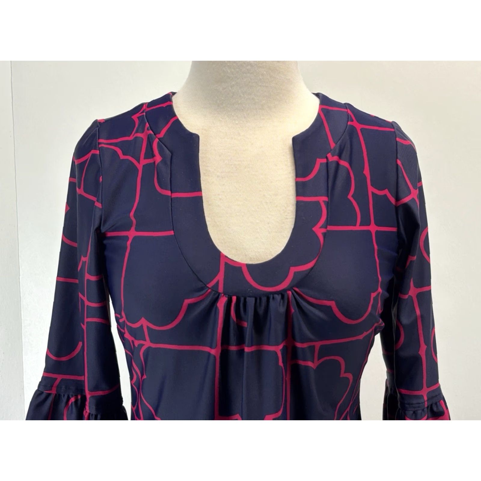 Vintage Jude Connally Blue Geometric Shift Dress U-Neck Ruffle Cuff Small Womens Size S / US 4 / IT 40 - 5 Thumbnail