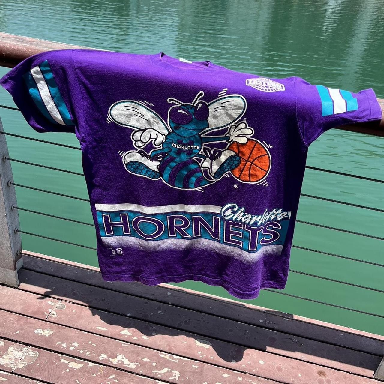 Vintage Vintage 90s CHARLOTTE HORNETS Size US XL / EU 56 / 4 - 1 Thumbnail