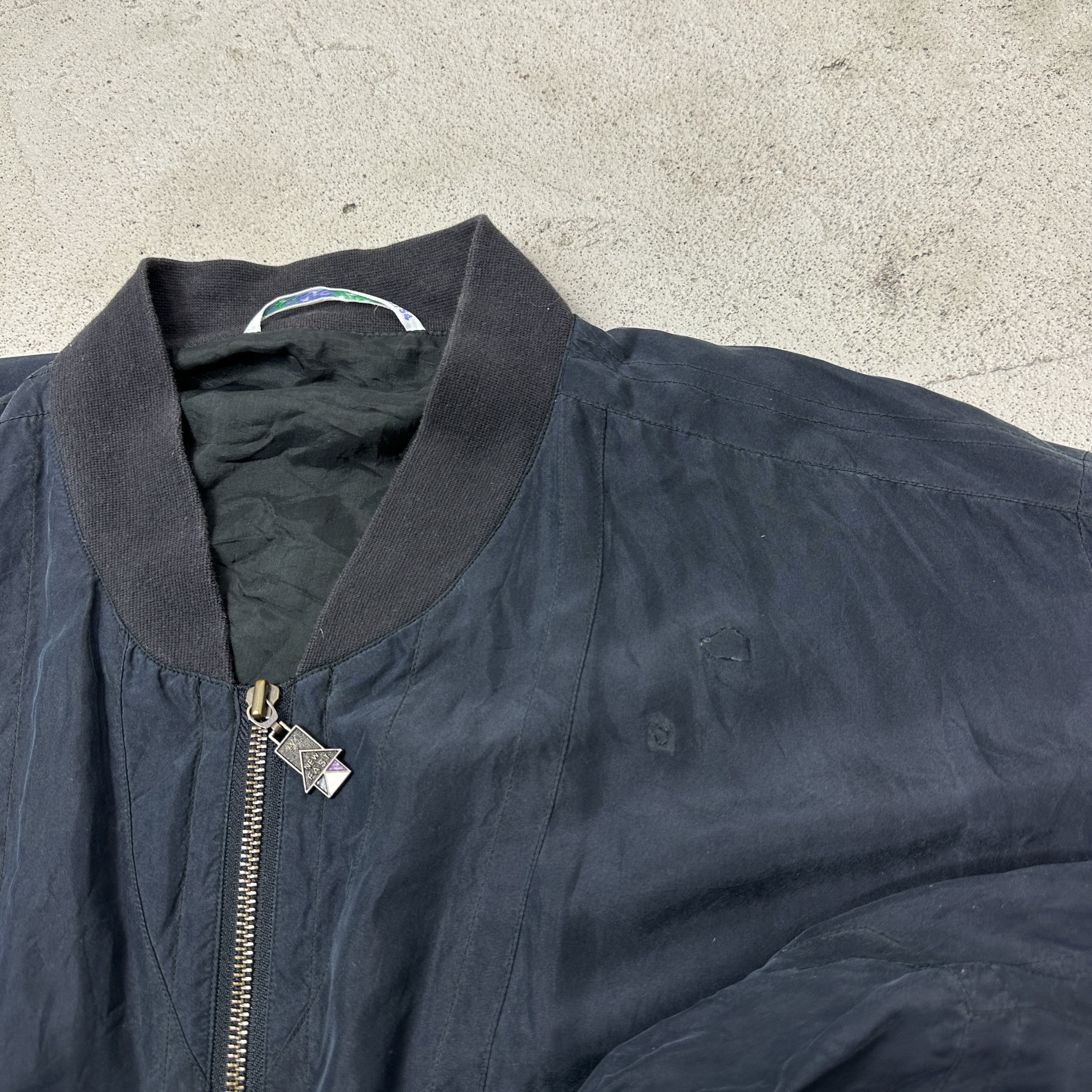 Vintage Vintage Casual Preppy Streetwear Silk Bomber Jacket 00s Size US XL / EU 56 / 4 - 5 Thumbnail