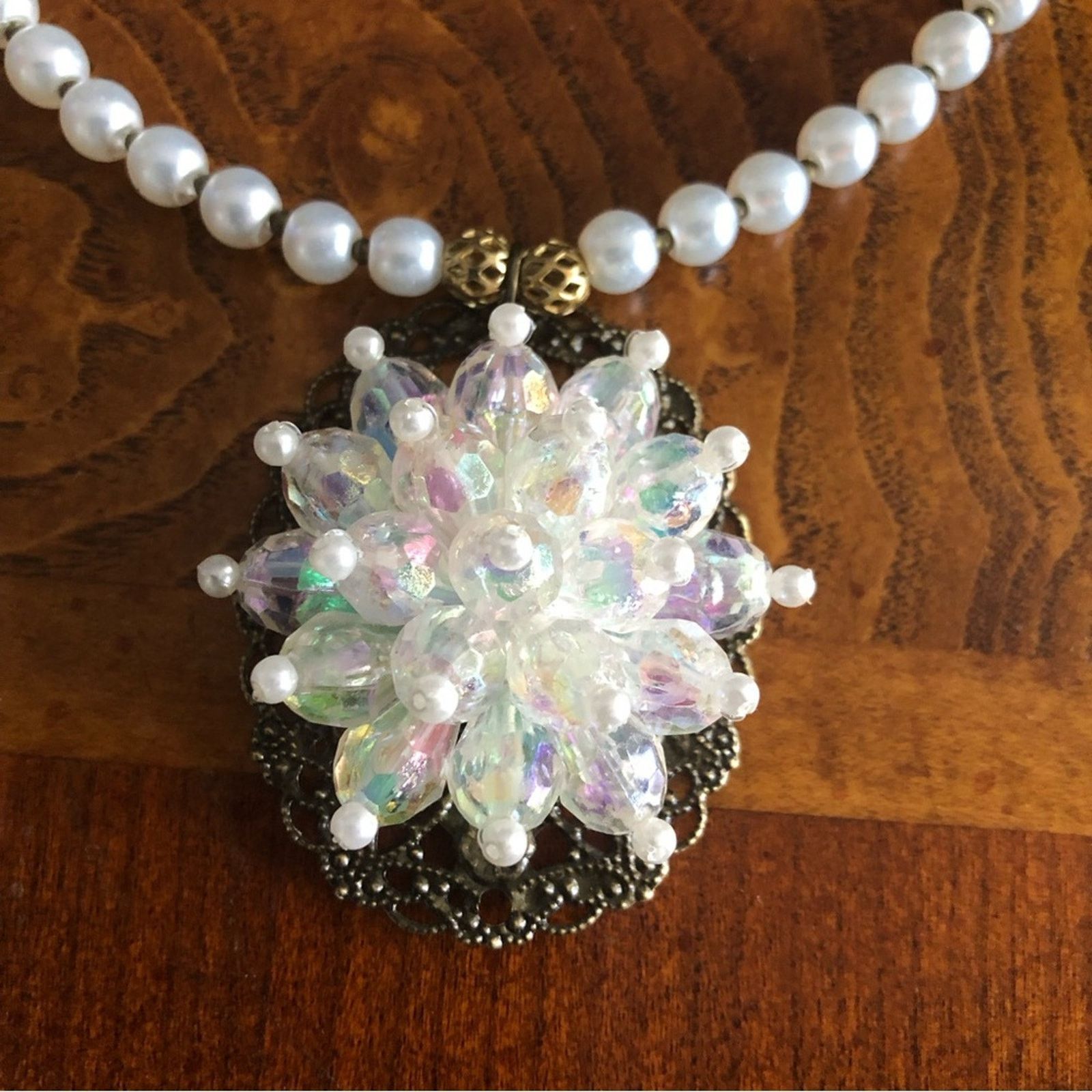 Handmade Handcrafted repurpose filigree pearl cluster Pearl necklace Size ONE SIZE - 8 Thumbnail