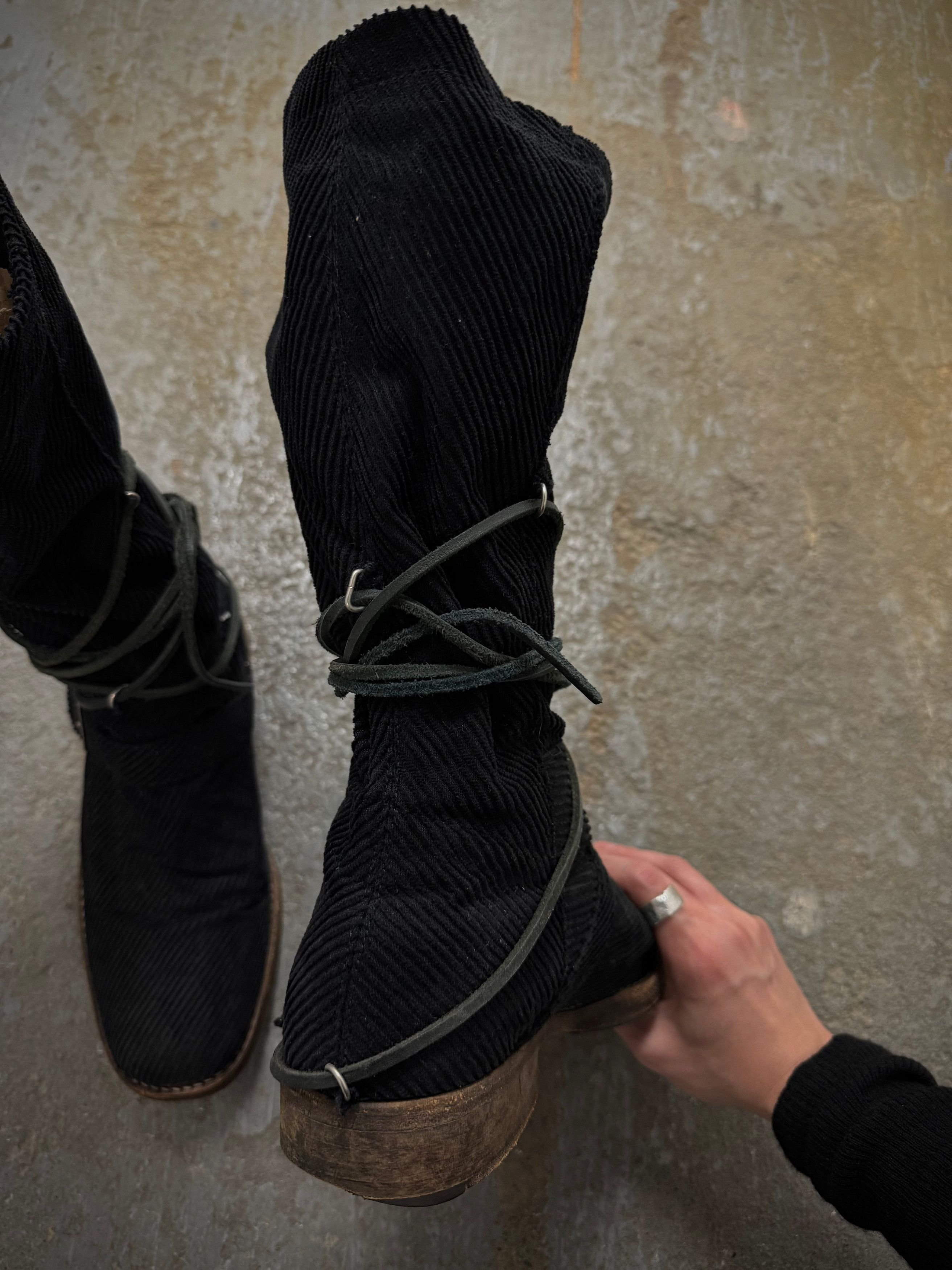 Undercover Undercover Corduroy Side Zip Engineer Boots Size US 9 / EU 42 - 9 Thumbnail
