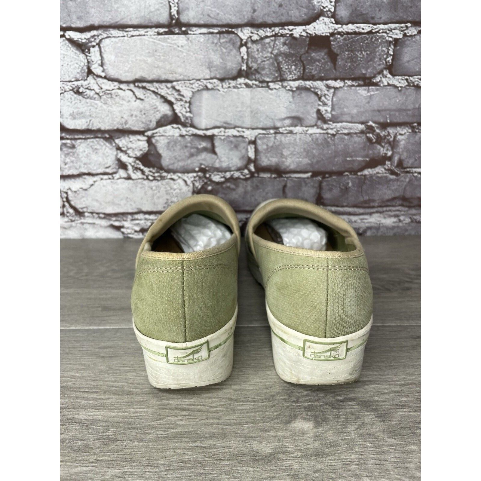 Other Dansko Green White Canvas Slip Resistant Clogs Work Shoes Wo Size US 9.5 / IT 39.5 - 4 Thumbnail
