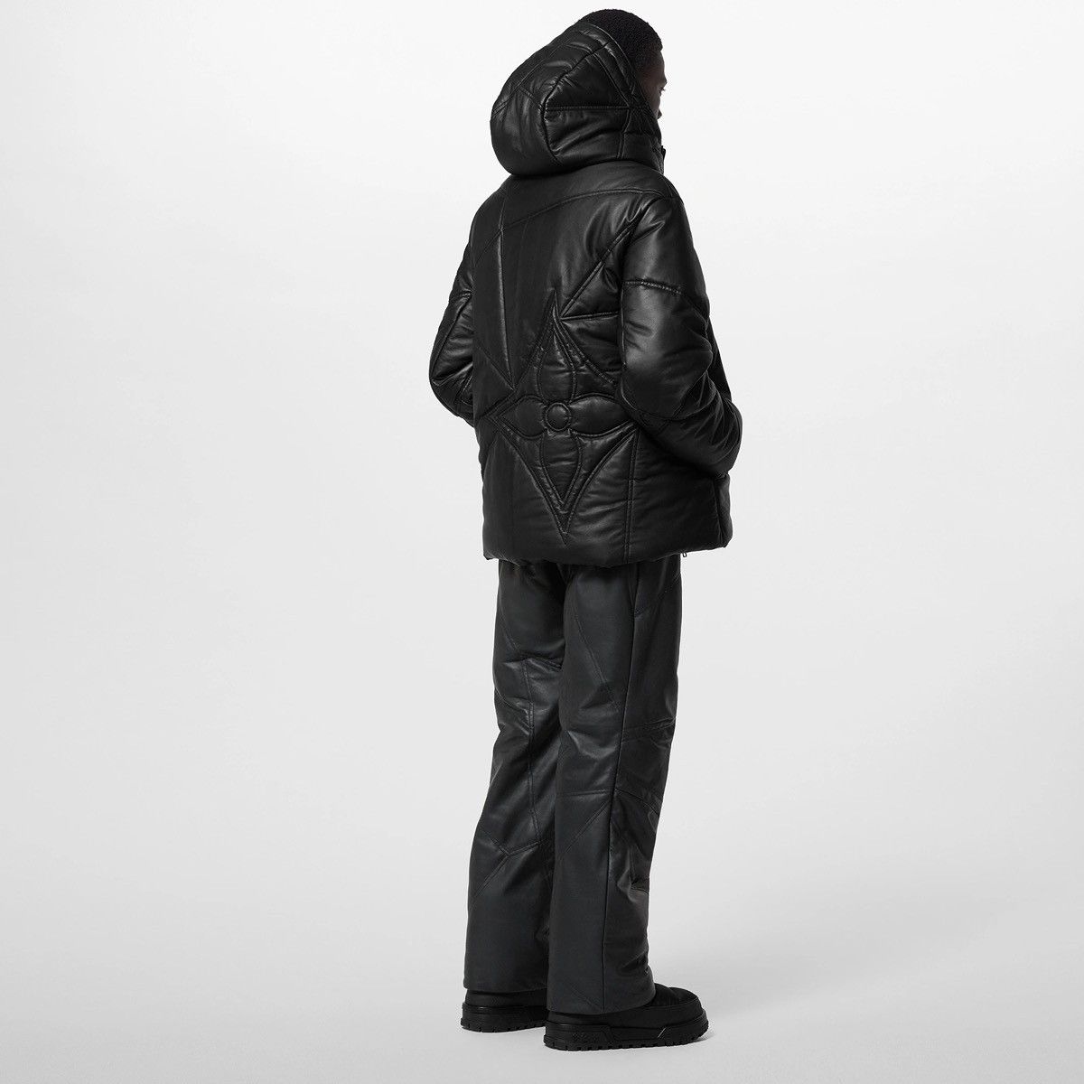 Louis Vuitton louis vuitton leather padded parka jacket ski collection Size US L / EU 52-54 / 3 - 14 Thumbnail