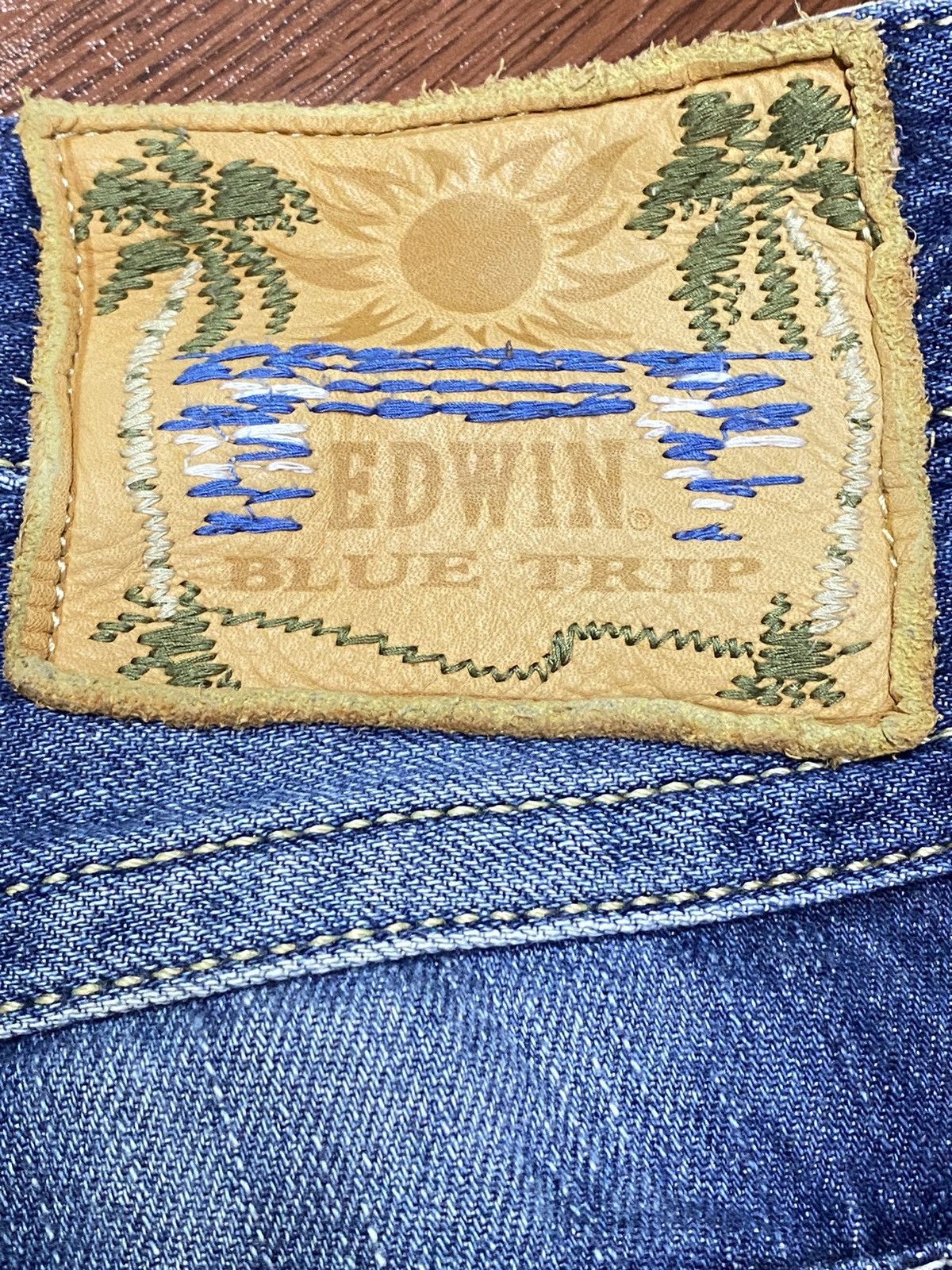 Edwin Vintage Edwin Blue Trip Whisker Flare Jeans Size US 33 - 18 Thumbnail