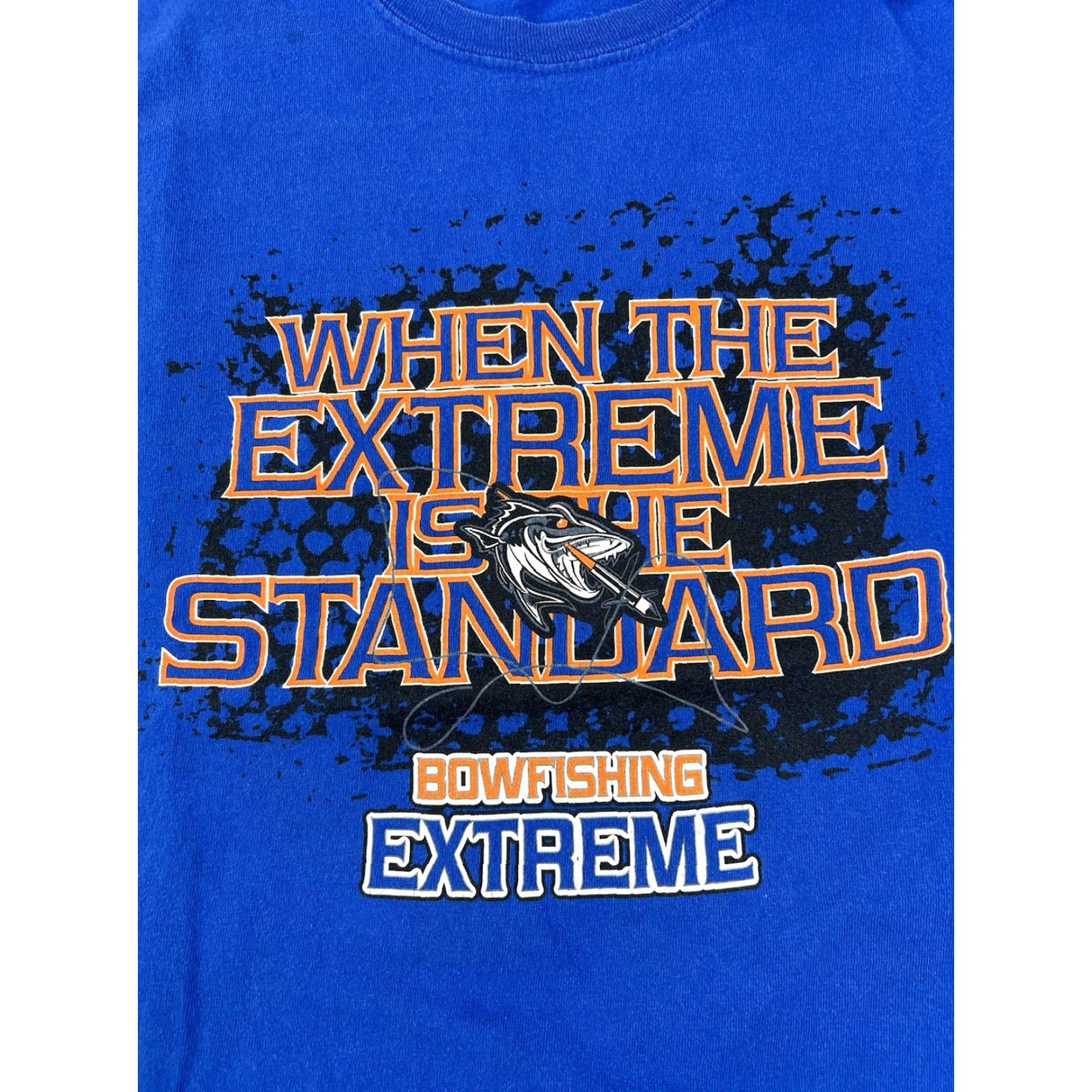 Vintage Bow Fishing Extreme T-Shirt Blue Small Men Size S Graphic Print Bow Accent 90s? Size US S / EU 44-46 / 1 - 3 Thumbnail