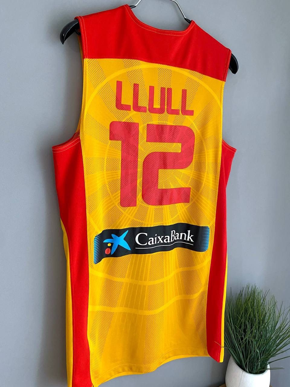 Nike Nike Spain Basketball Jersey "Eurobasket 2013" #12 LLULL, S Size US S / EU 44-46 / 1 - 4 Thumbnail