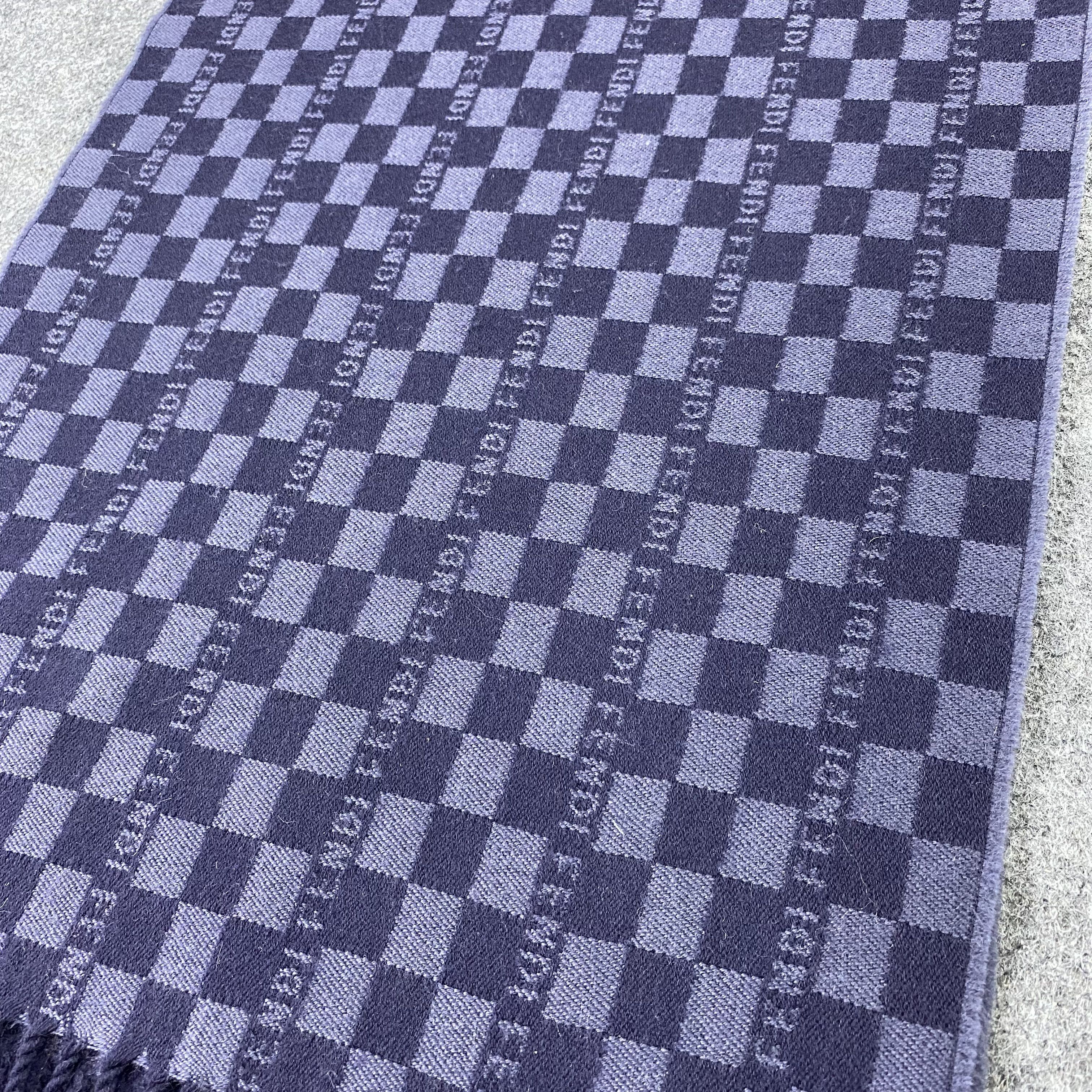 Fendi Fendi Muffler / Scarf / Neckwear - T1341 Size ONE SIZE - 5 Thumbnail