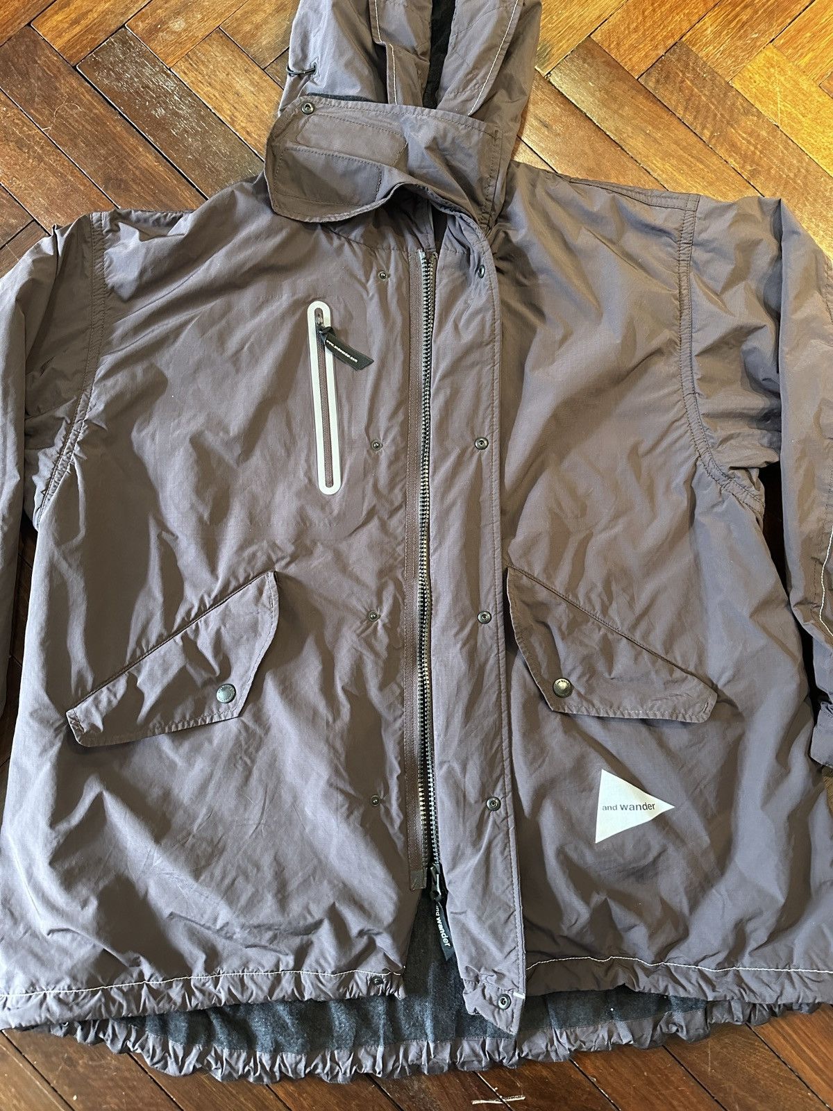 And Wander and wander Octa Jacket in Brown, size L/XL Size US L / EU 52-54 / 3 - 6 Thumbnail