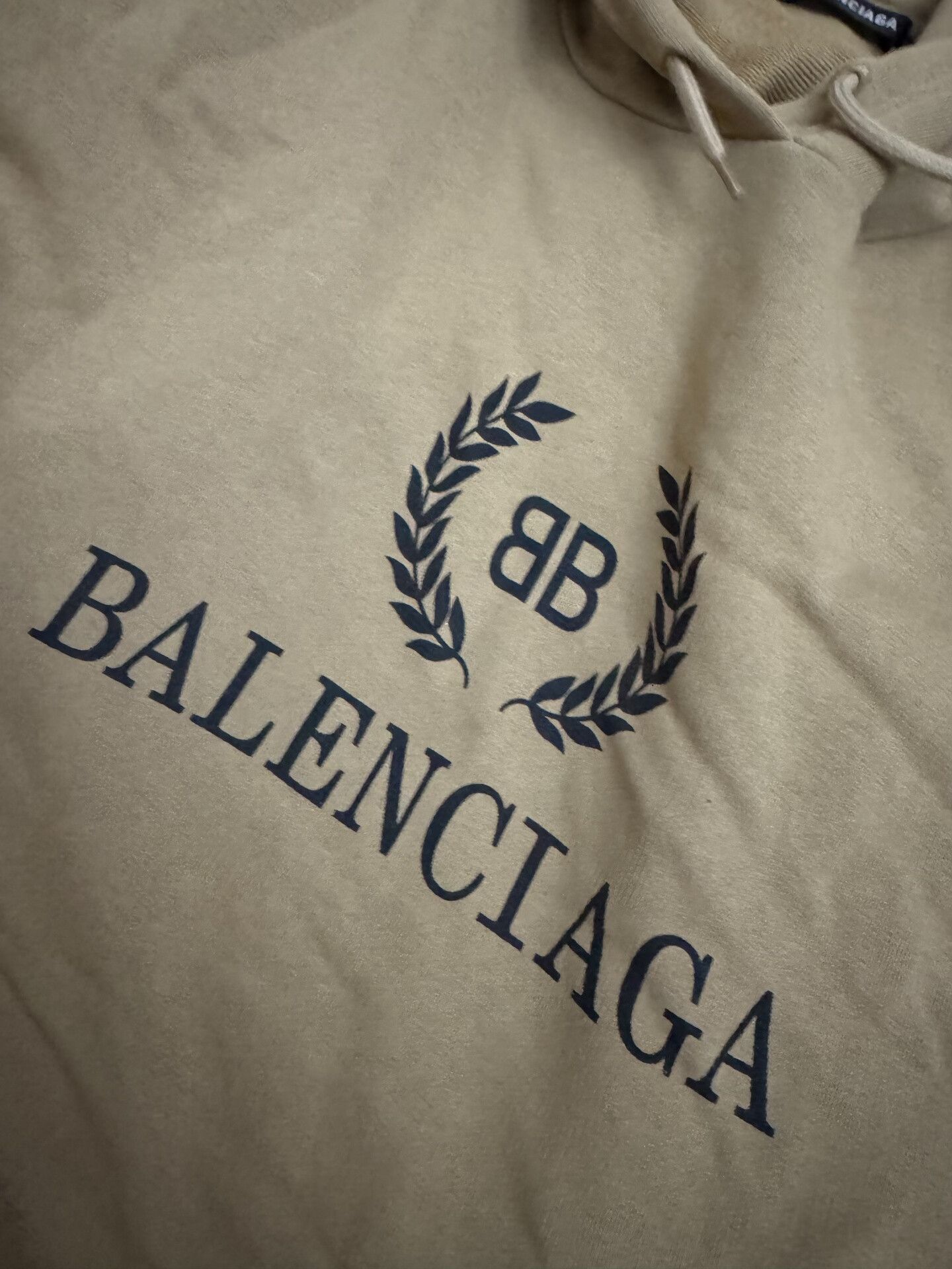 Balenciaga balenciaga embroidered khaki sweatshirt Size US S / EU 44-46 / 1 - 6 Thumbnail